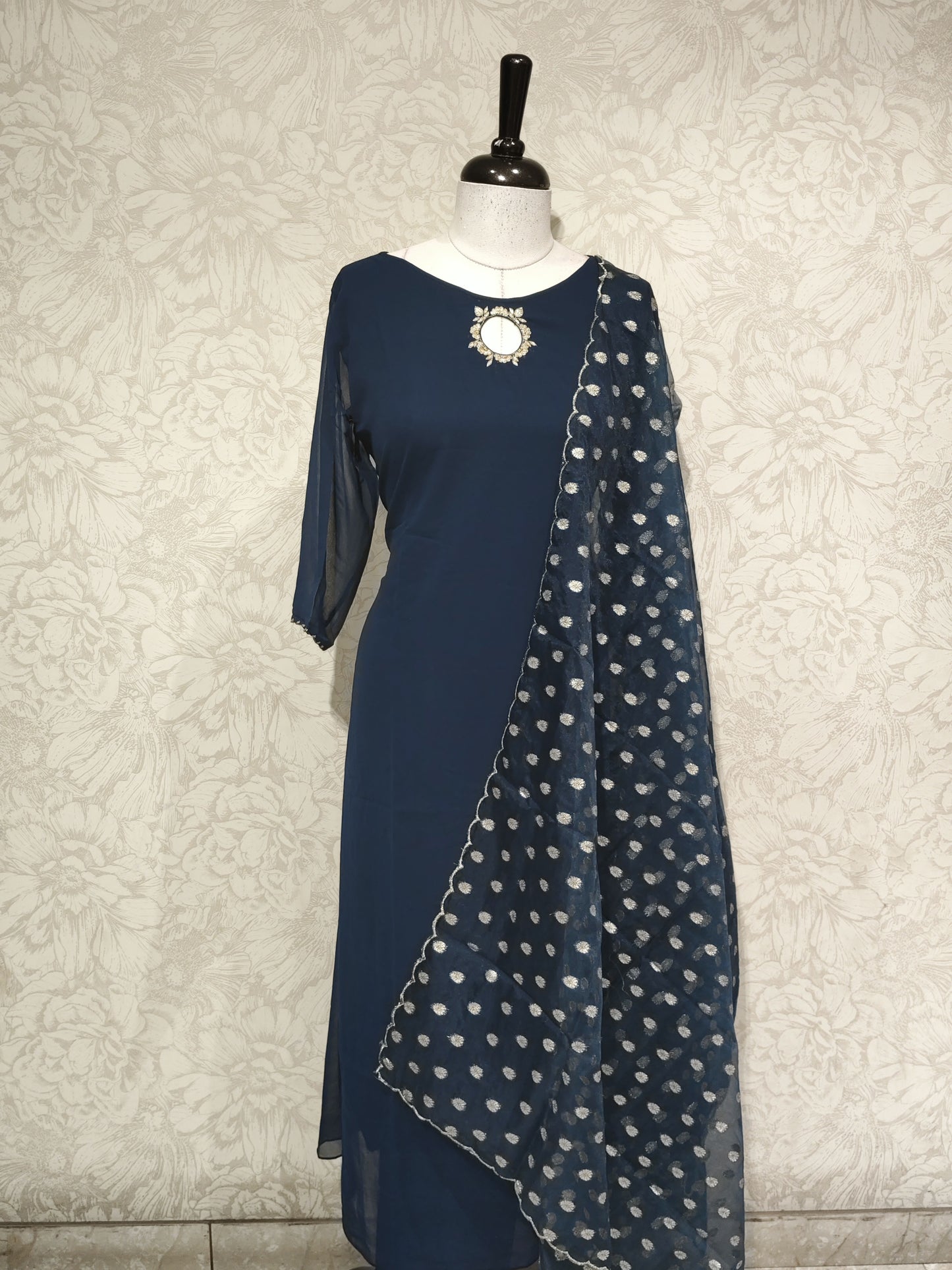 OFFER SALES TOP AND BOTTOM - IHA 27508