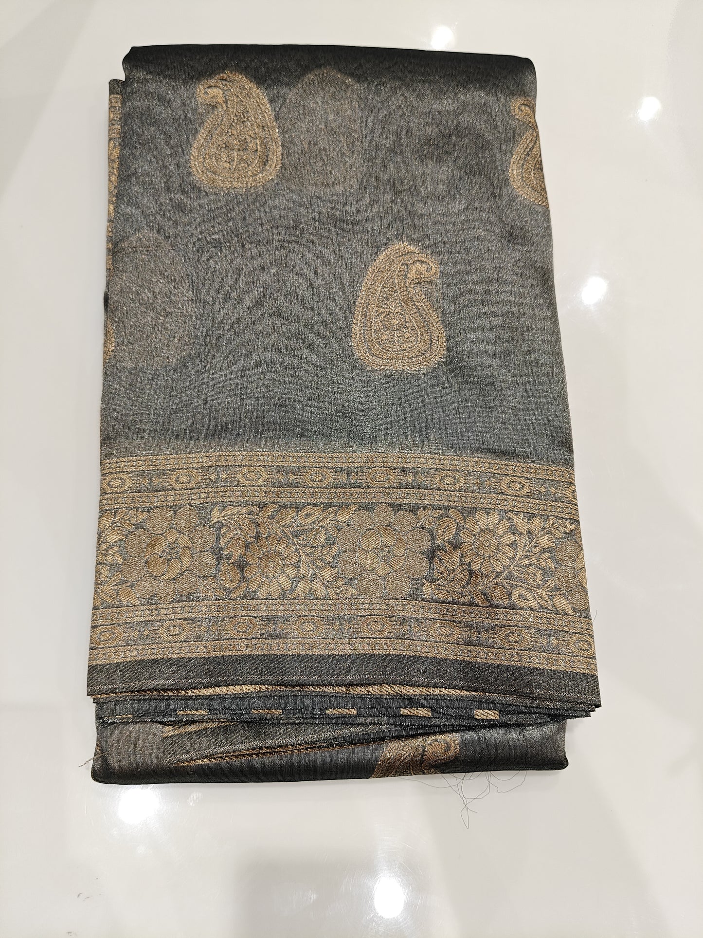 OFFER SALES SAREES - IHA 27224