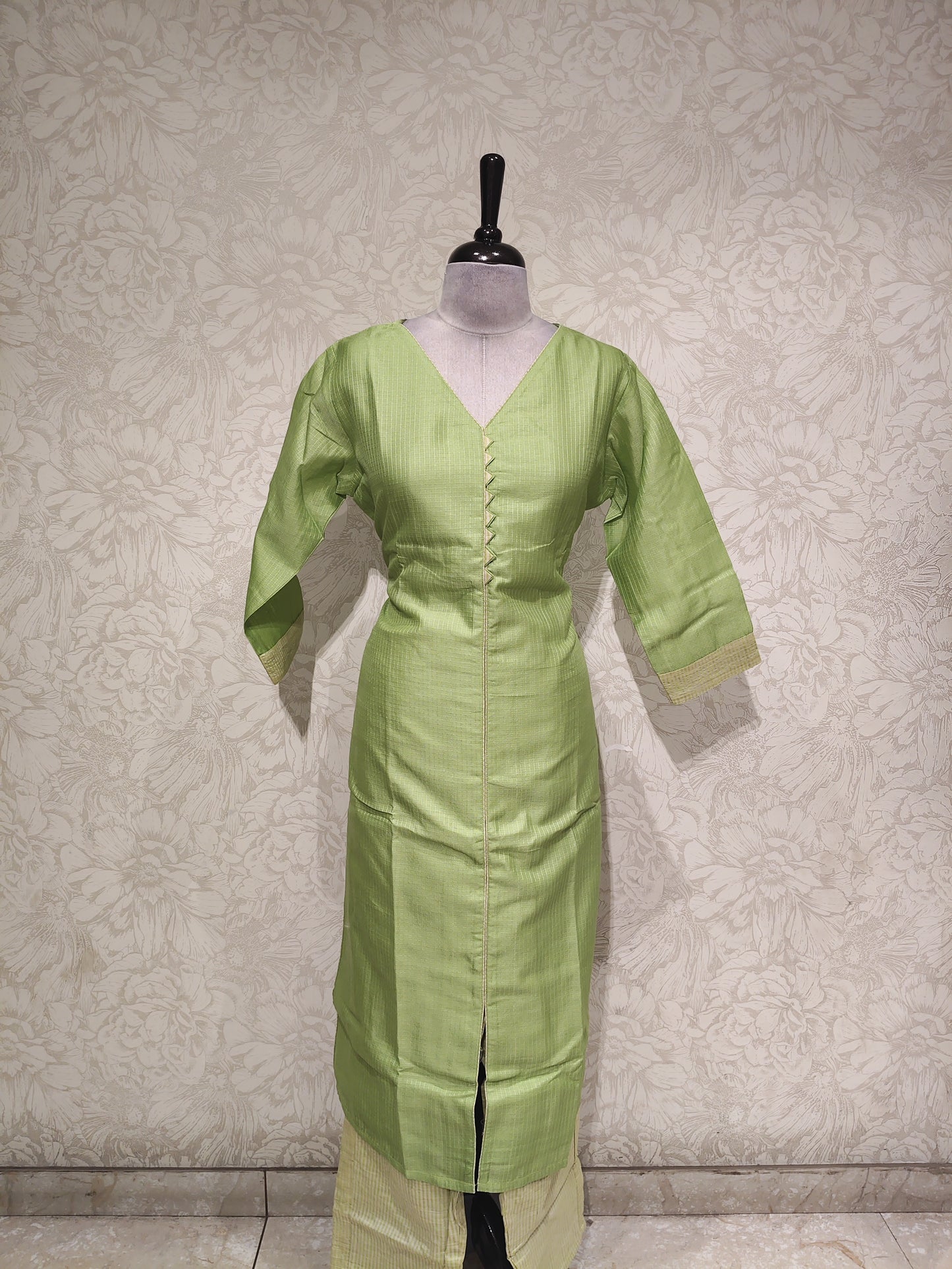 OFFER SALES TOP AND BOTTOM - IHA 27533