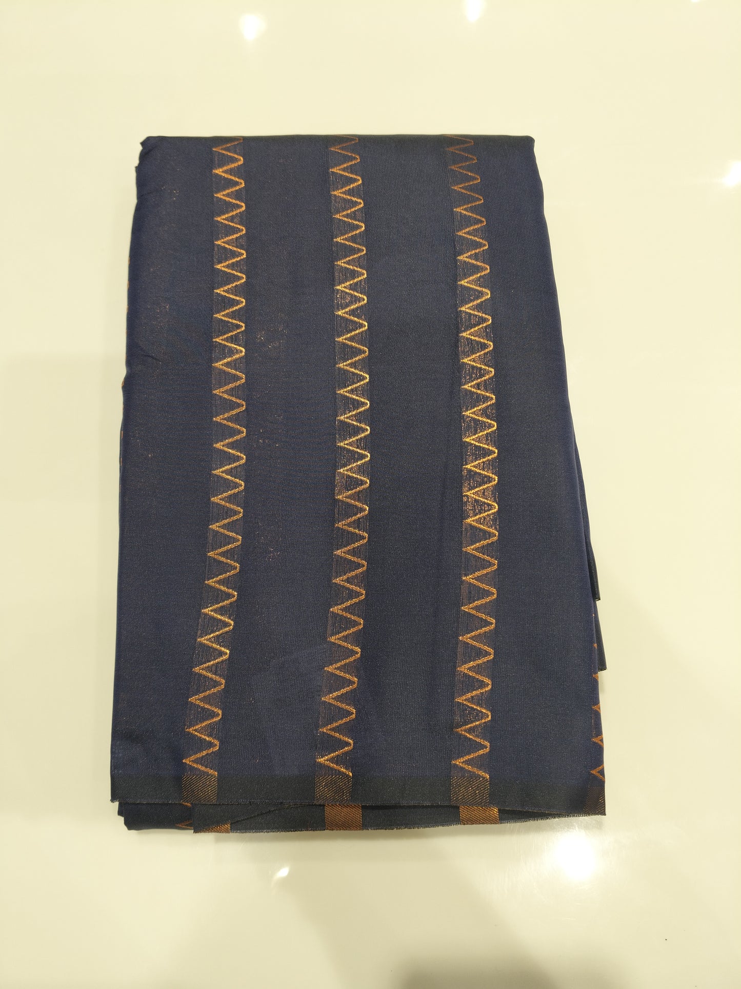 OFFER SALES SAREES - IHA 27342