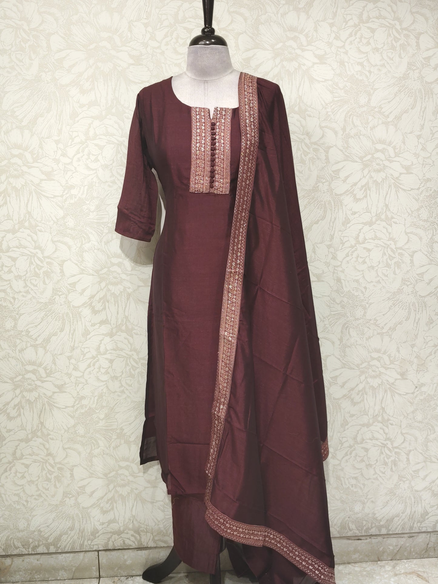 OFFER SALES TOP AND BOTTOM COLLECTIONS - IHA 27407