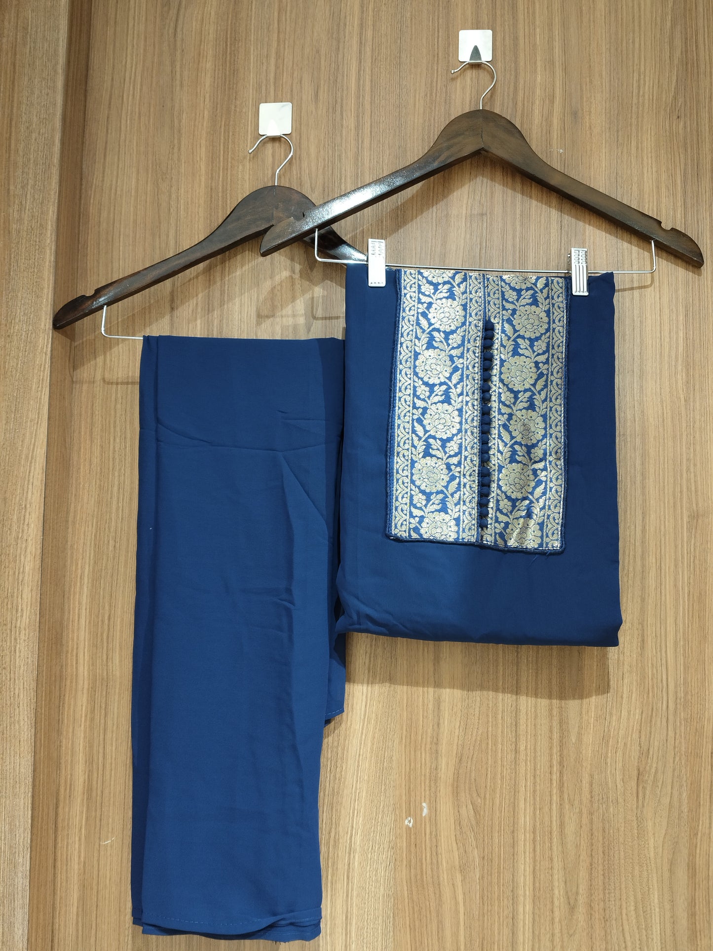 OFFER SALES UNSTITCHED SALWAR - IHA 27579