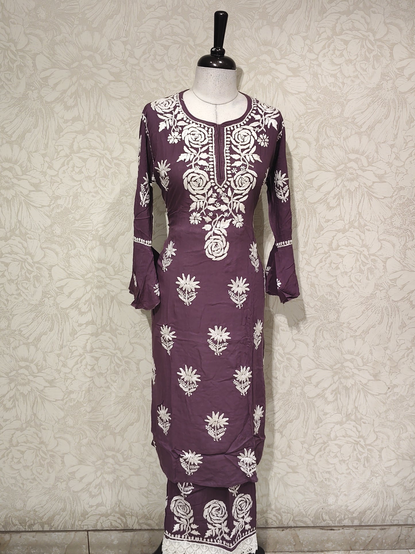 OFFER SALES TOP AND BOTTOM - IHA 27533