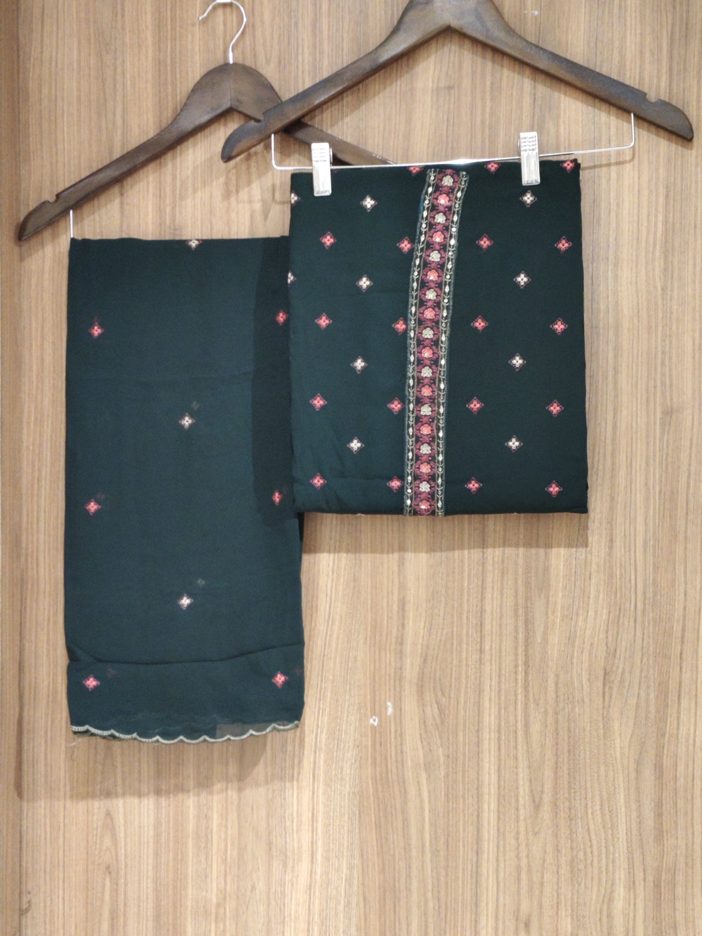OFFER SALES UNSTITCHED SALWAR SUITS - IHA 27344