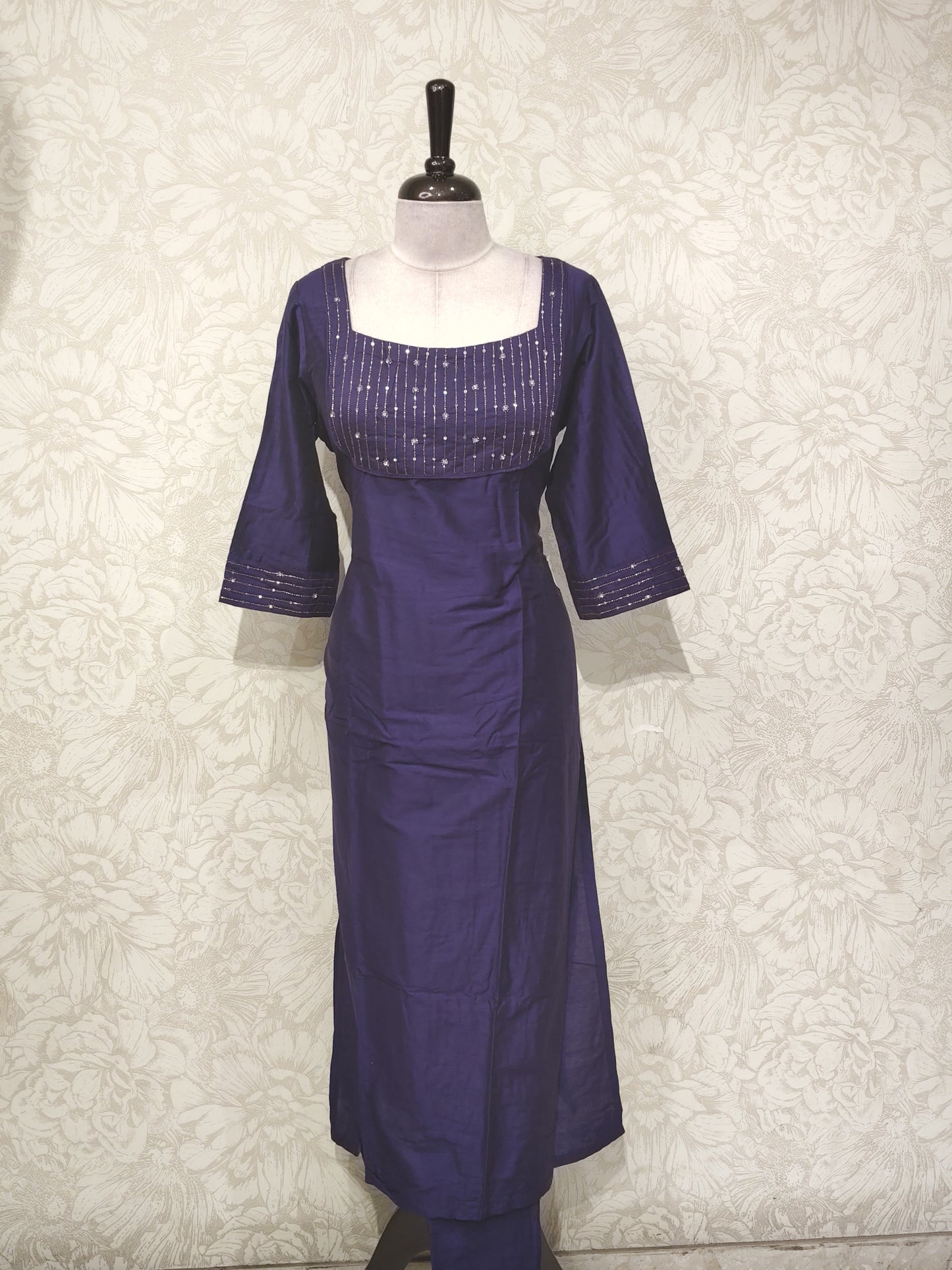 OFFER SALES TOP AND BOTTOM COLLECTIONS - IHA 27407