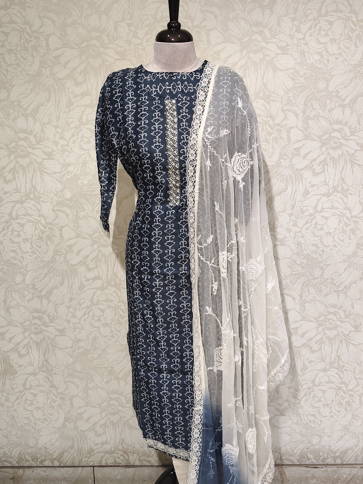 OFFER SALES TOP AND BOTTOM - IHA 27524
