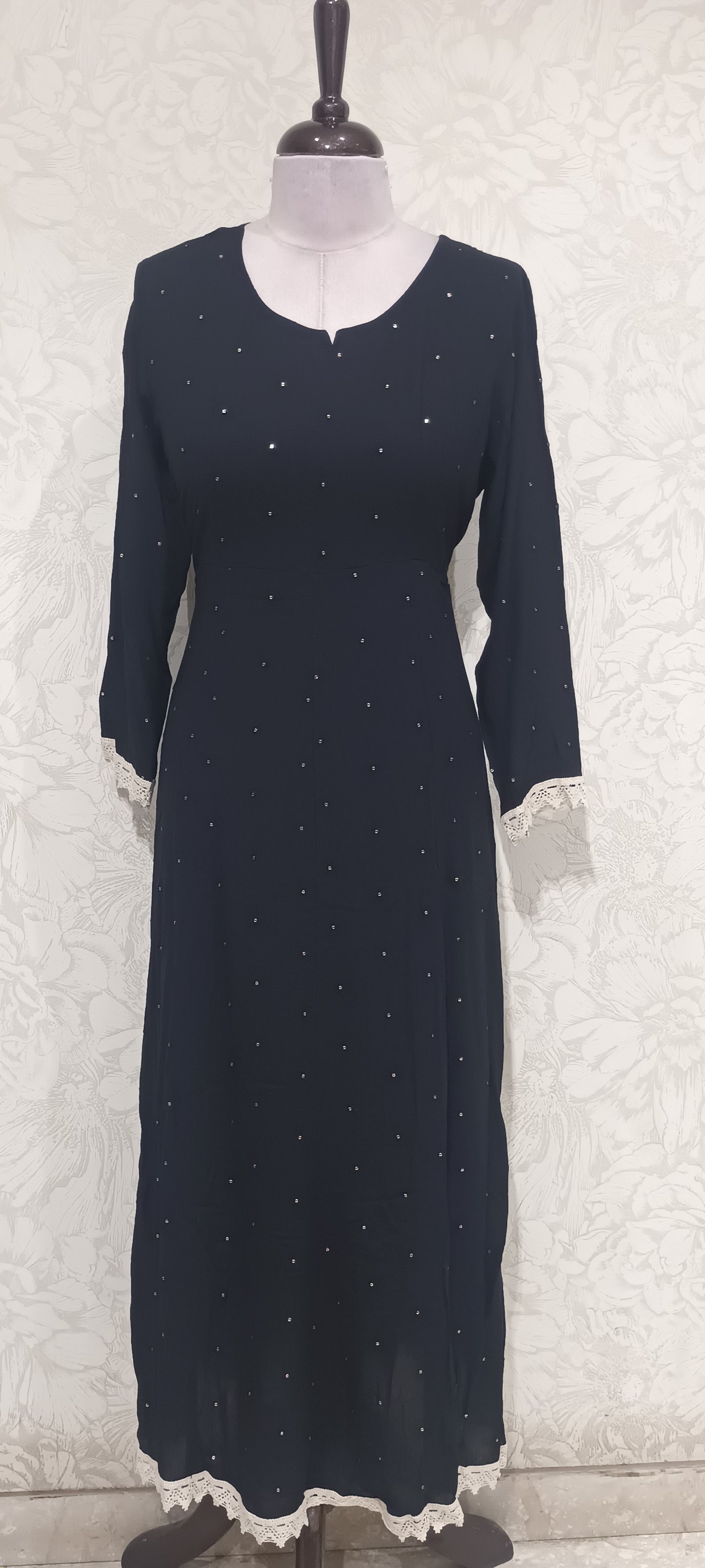 OFFER SALES TOPS COLLECTIONS - IHA 27085