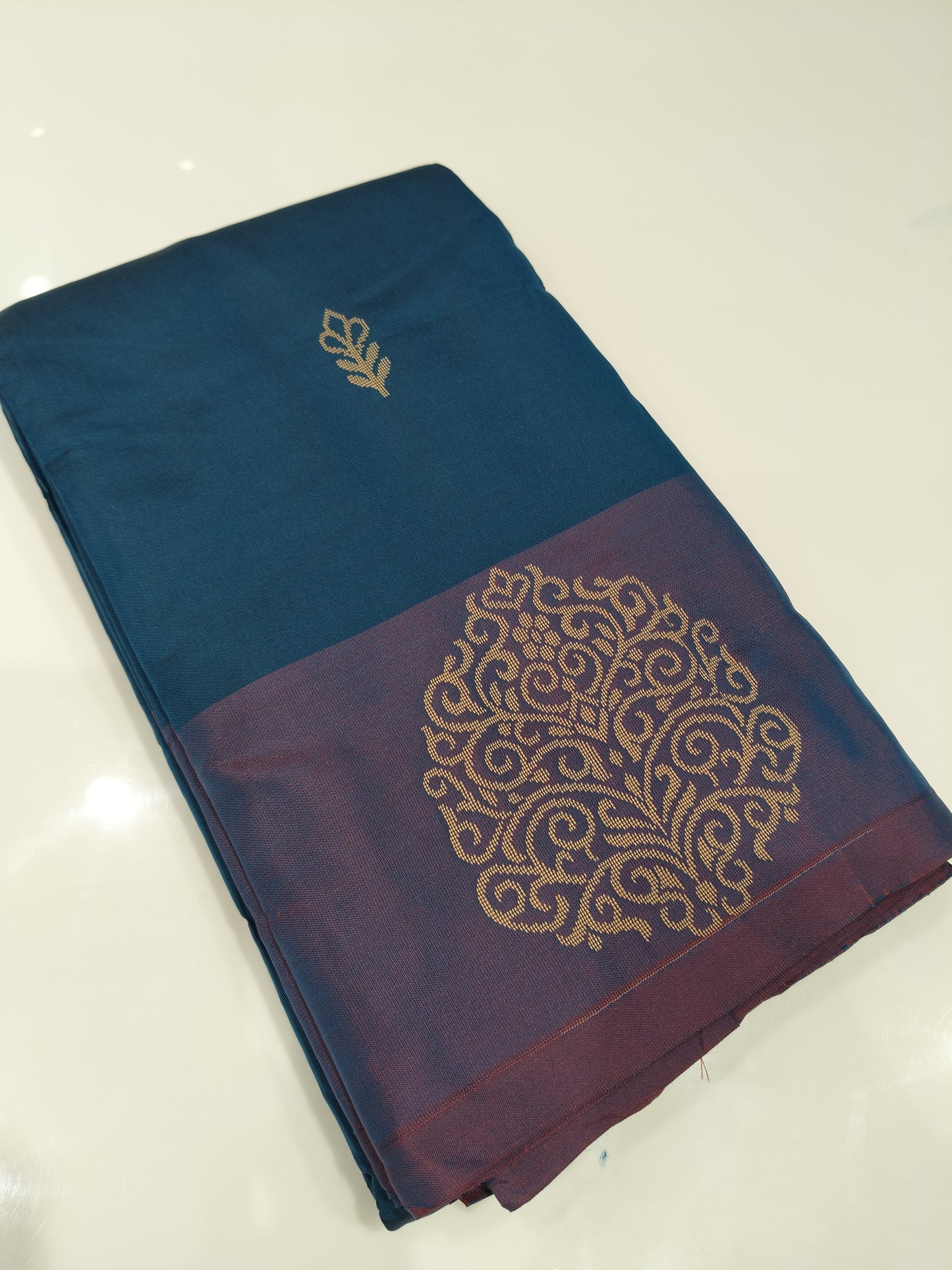 OFFER SALES SAREES - IHA 27410