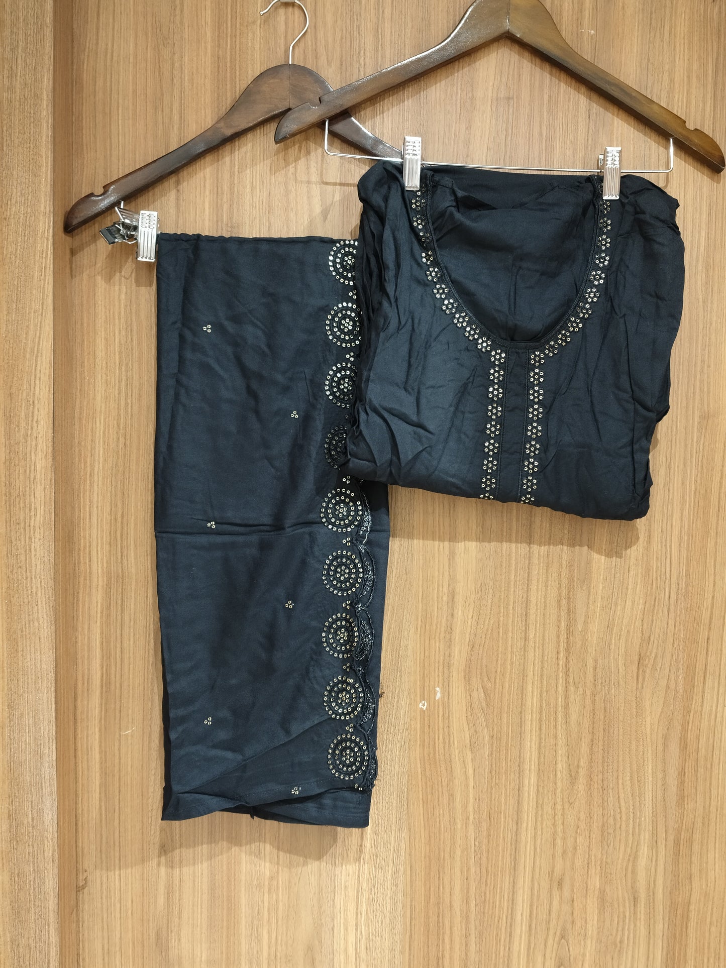 OFFER SALES UNSTITCHED SALWAR - IHA 27515