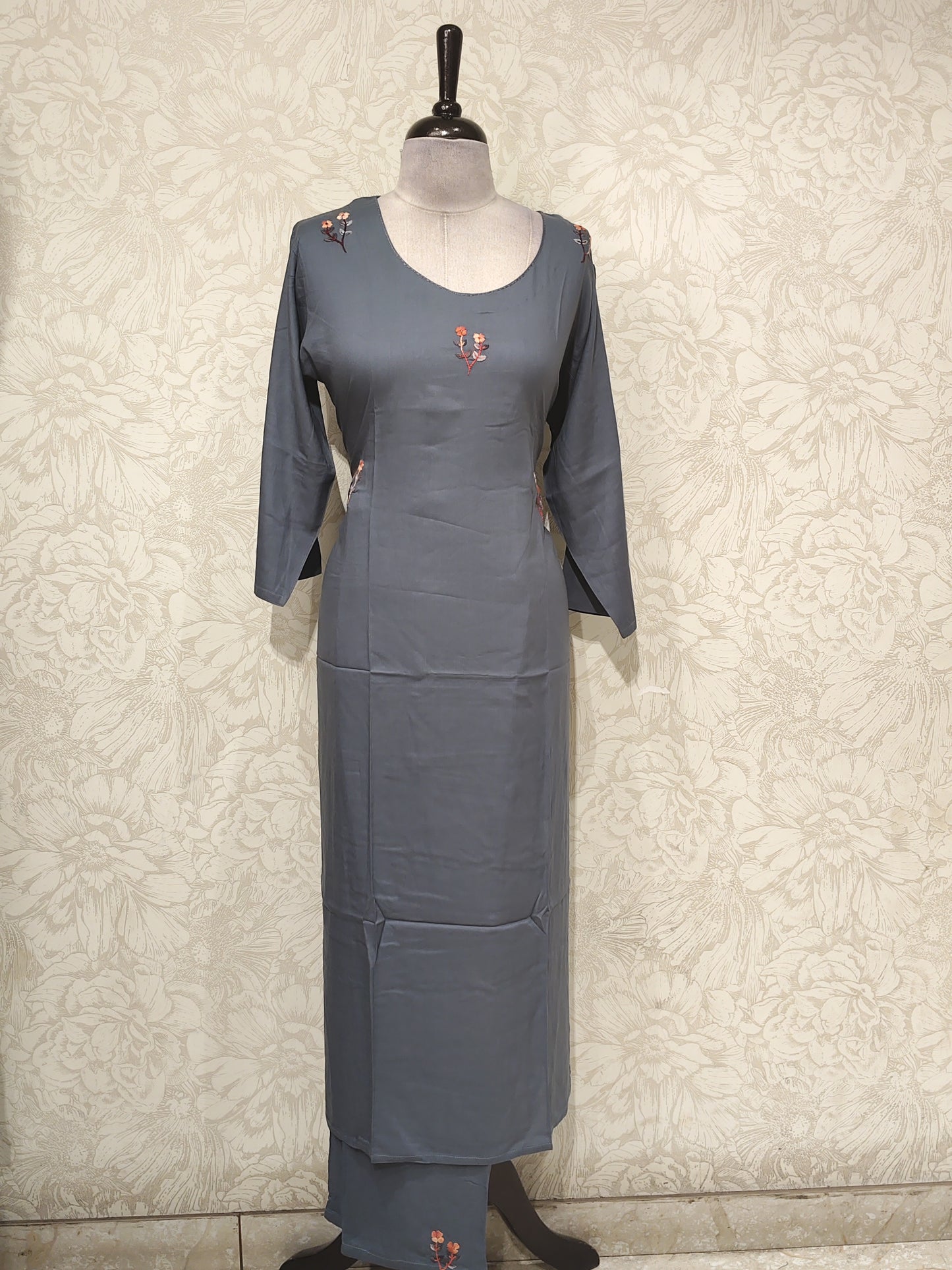 OFFER SALES TOP AND BOTTOM COLLECTIONS - IHA 27407