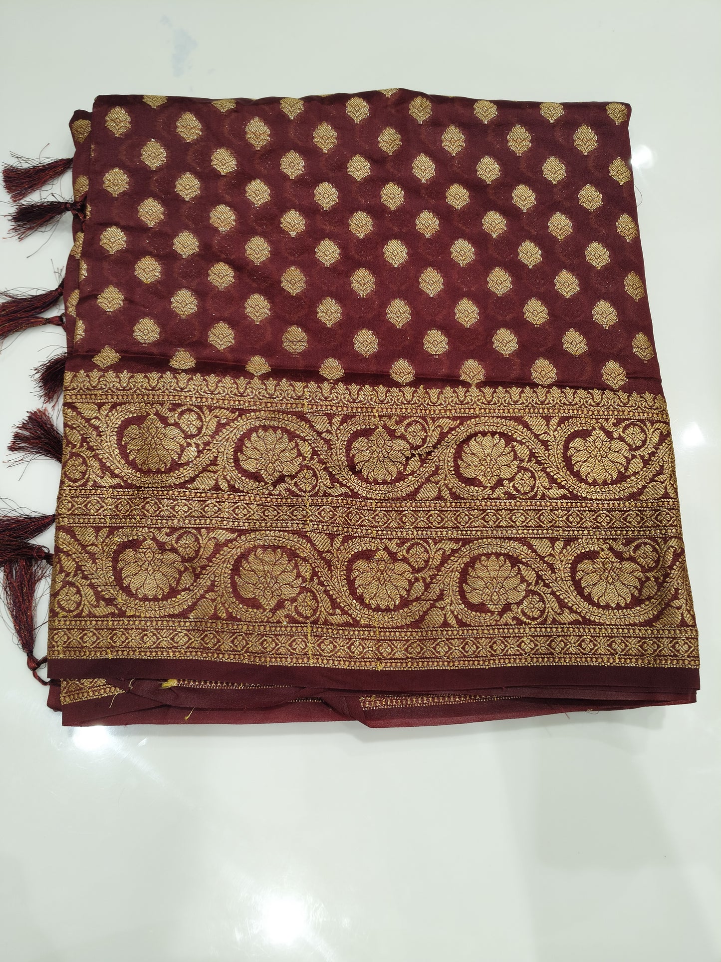 OFFER SALES SAREES - IHA 27342