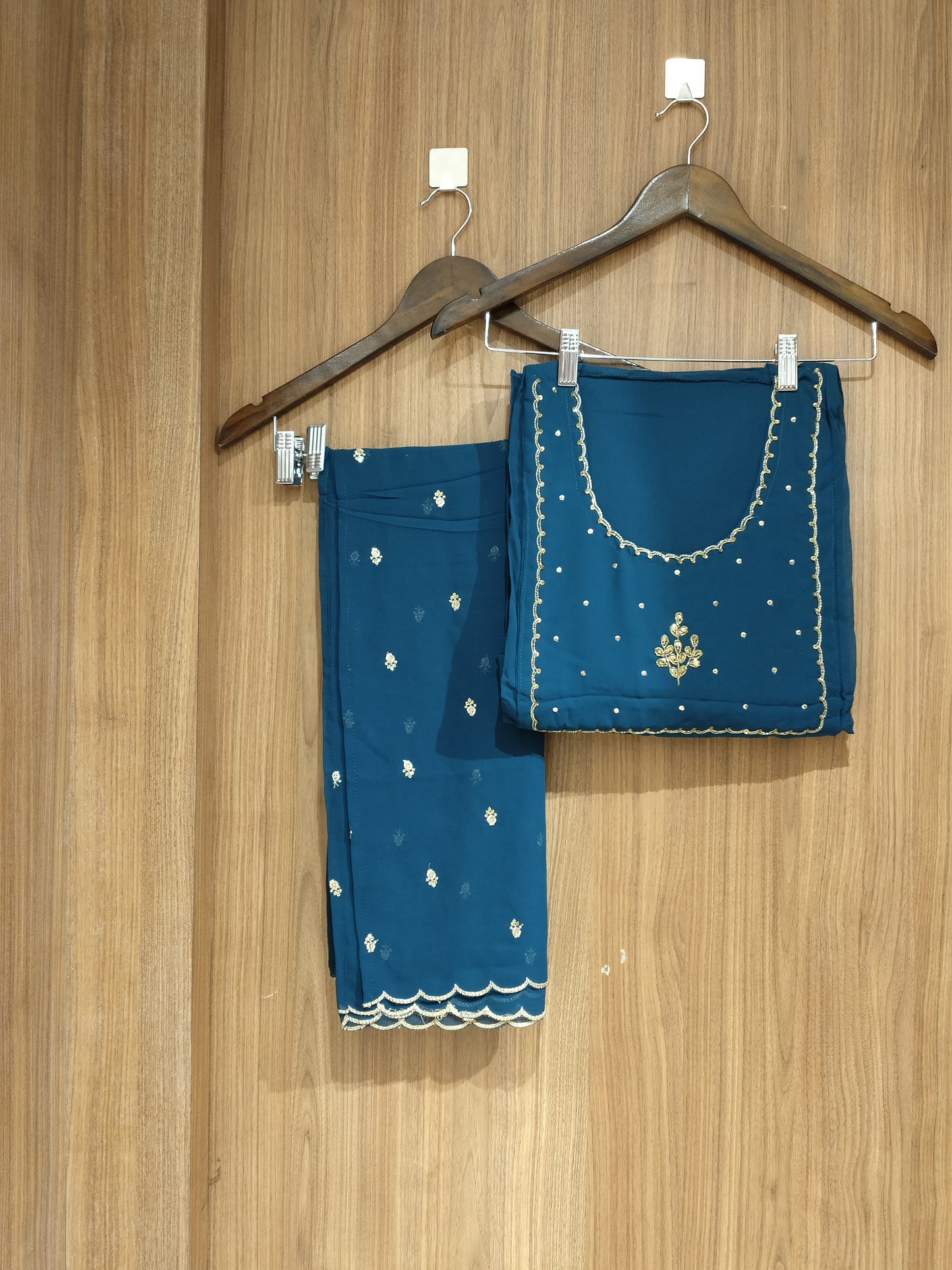 OFFER SALES UNSTITCHED SALWAR - IHA 27520