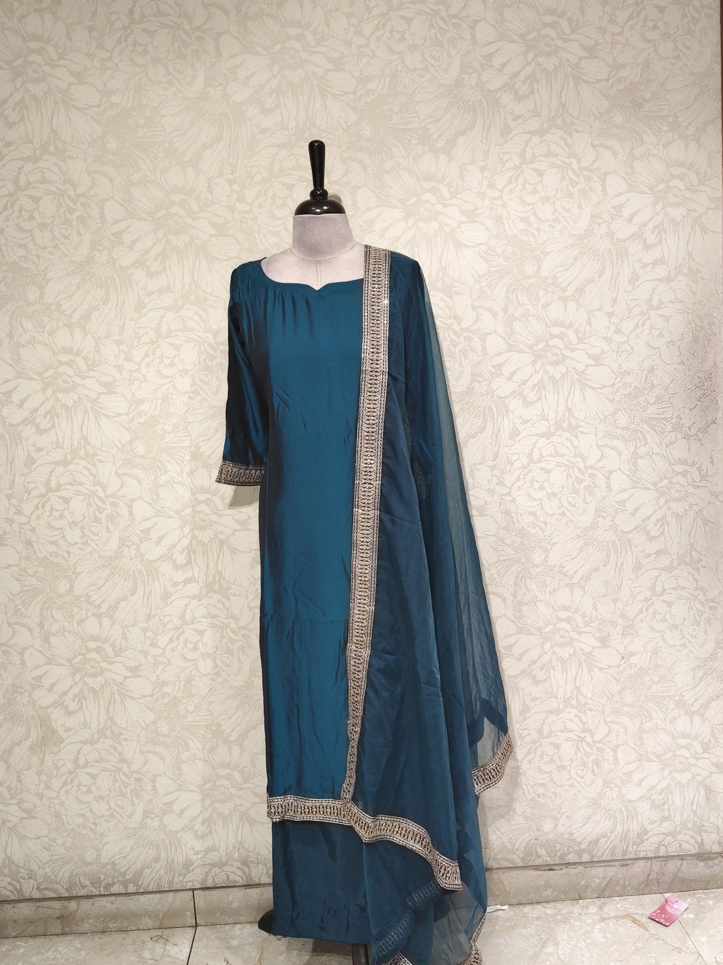 OFFER SALES TOP AND BOTTOM - IHA 27524