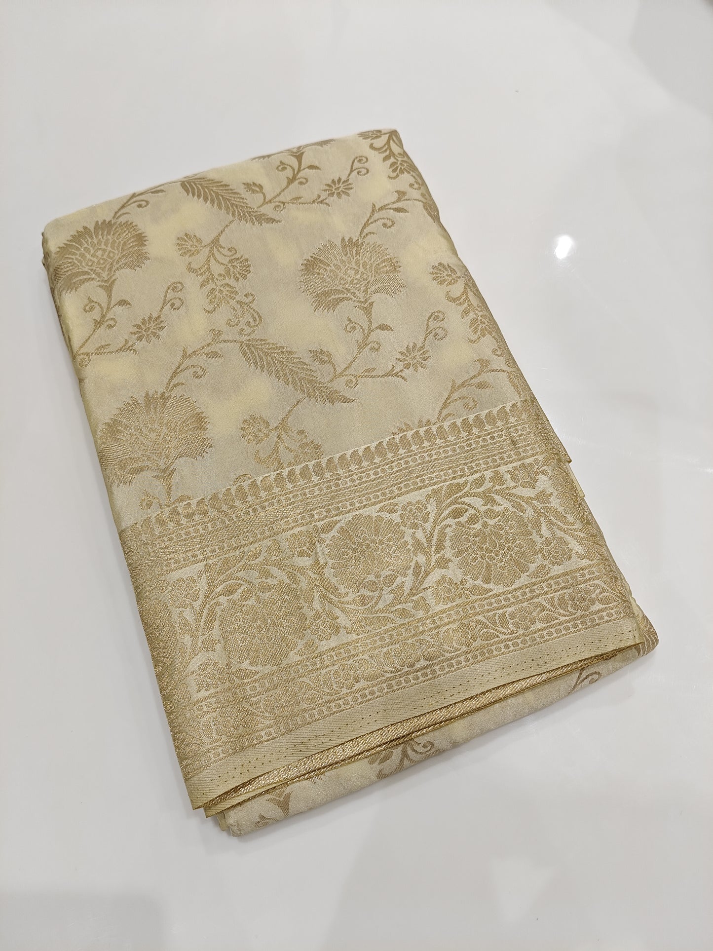 OFFER SALES SAREES - IHA 27224