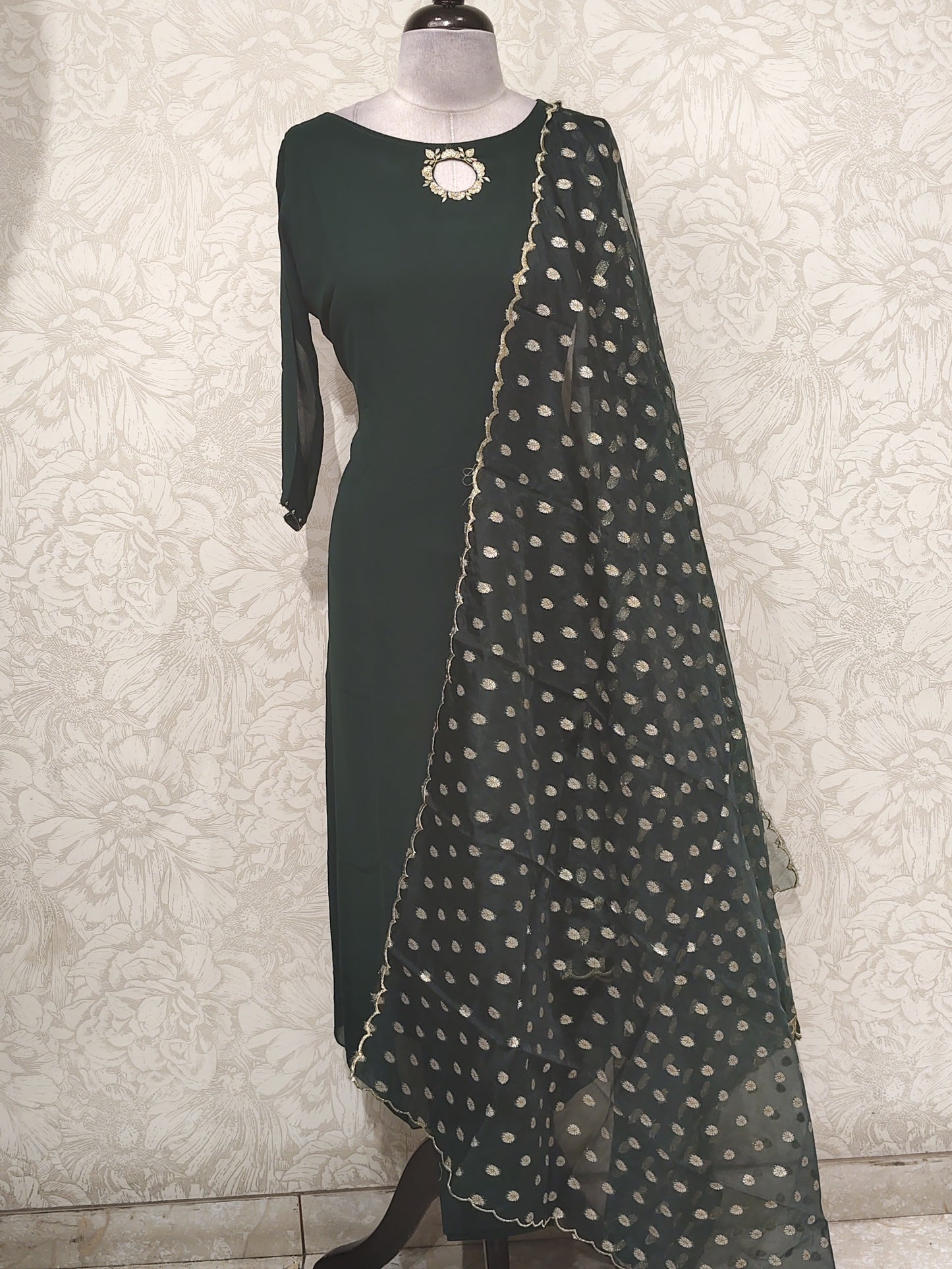 OFFER SALES TOP AND BOTTOM COLLECTIONS - IHA 27407