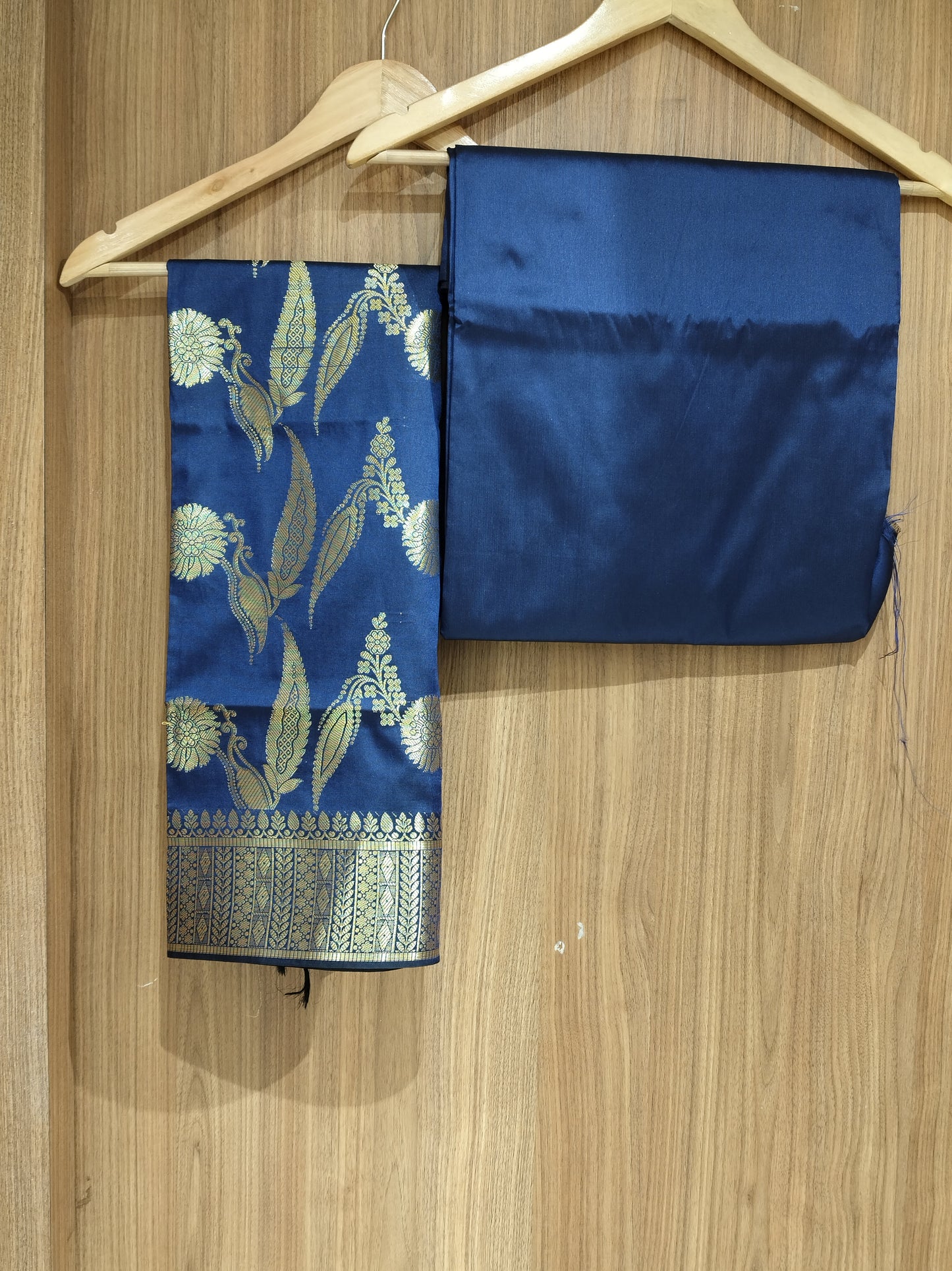 OFFER SALES UNSTITCHED SALWAR - IHA 27515