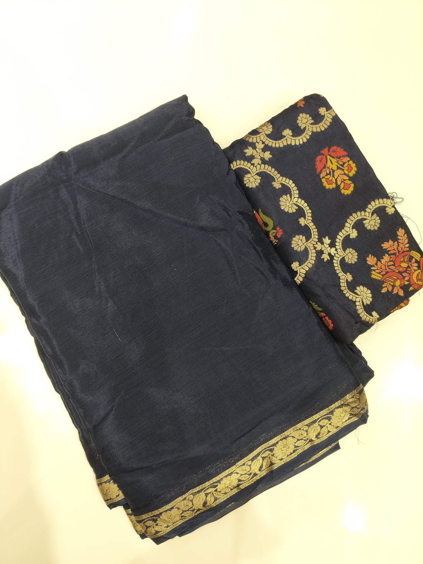 OFFER SALES SAREES - IHA 27316