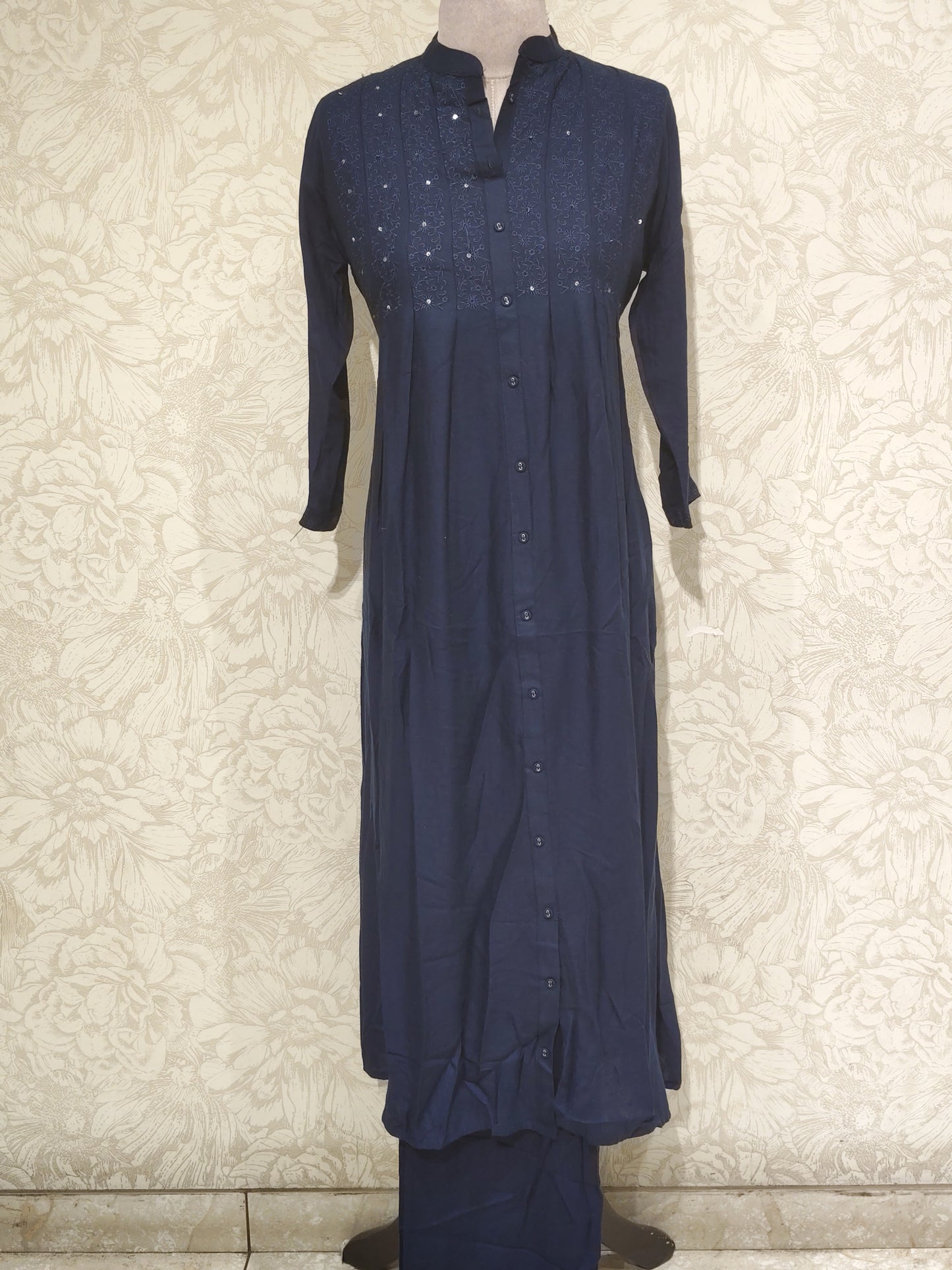 OFFER SALES TOP AND BOTTOM COLLECTIONS - IHA 27223