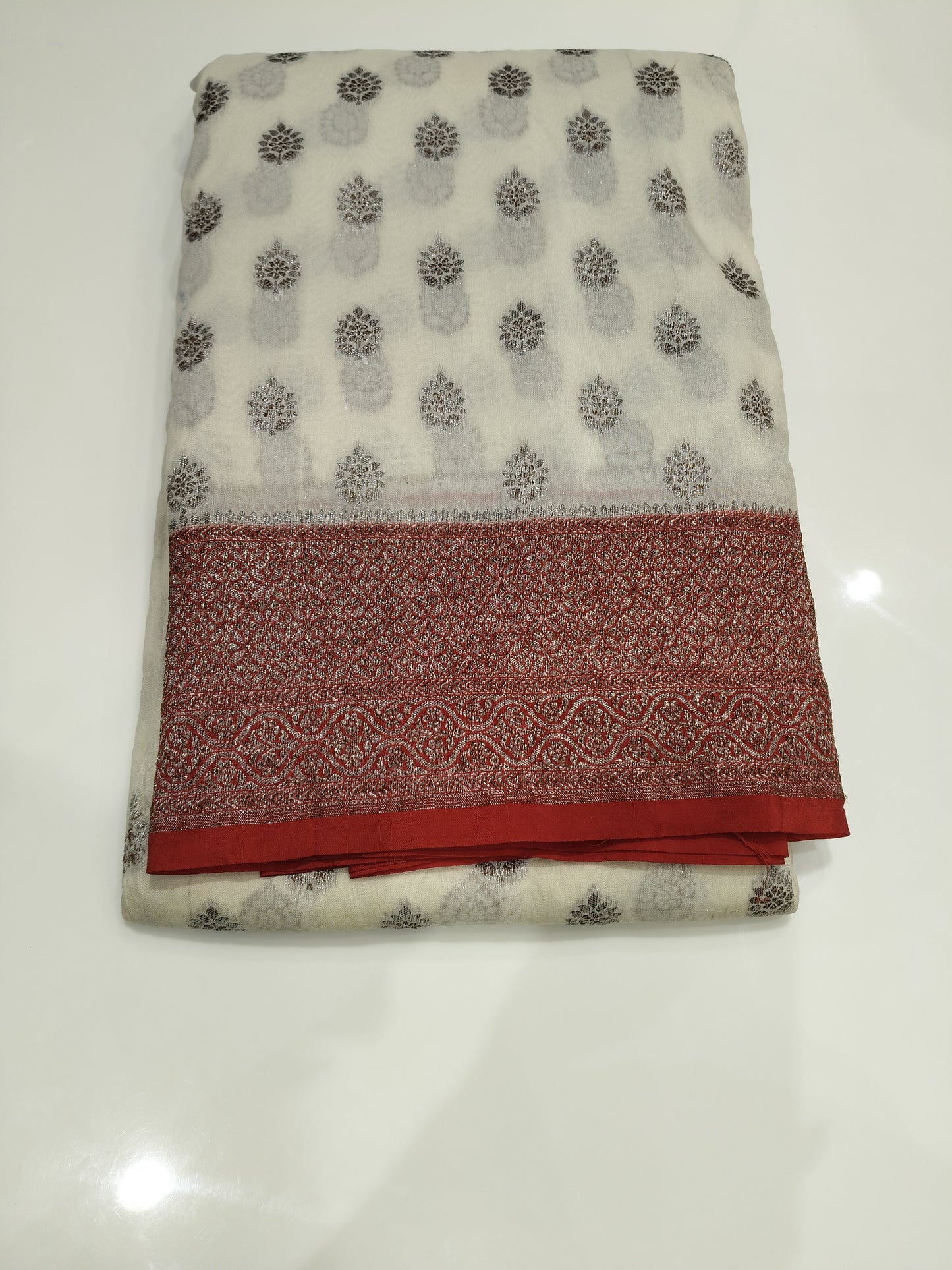 OFFER SALES SAREES - IHA 27342