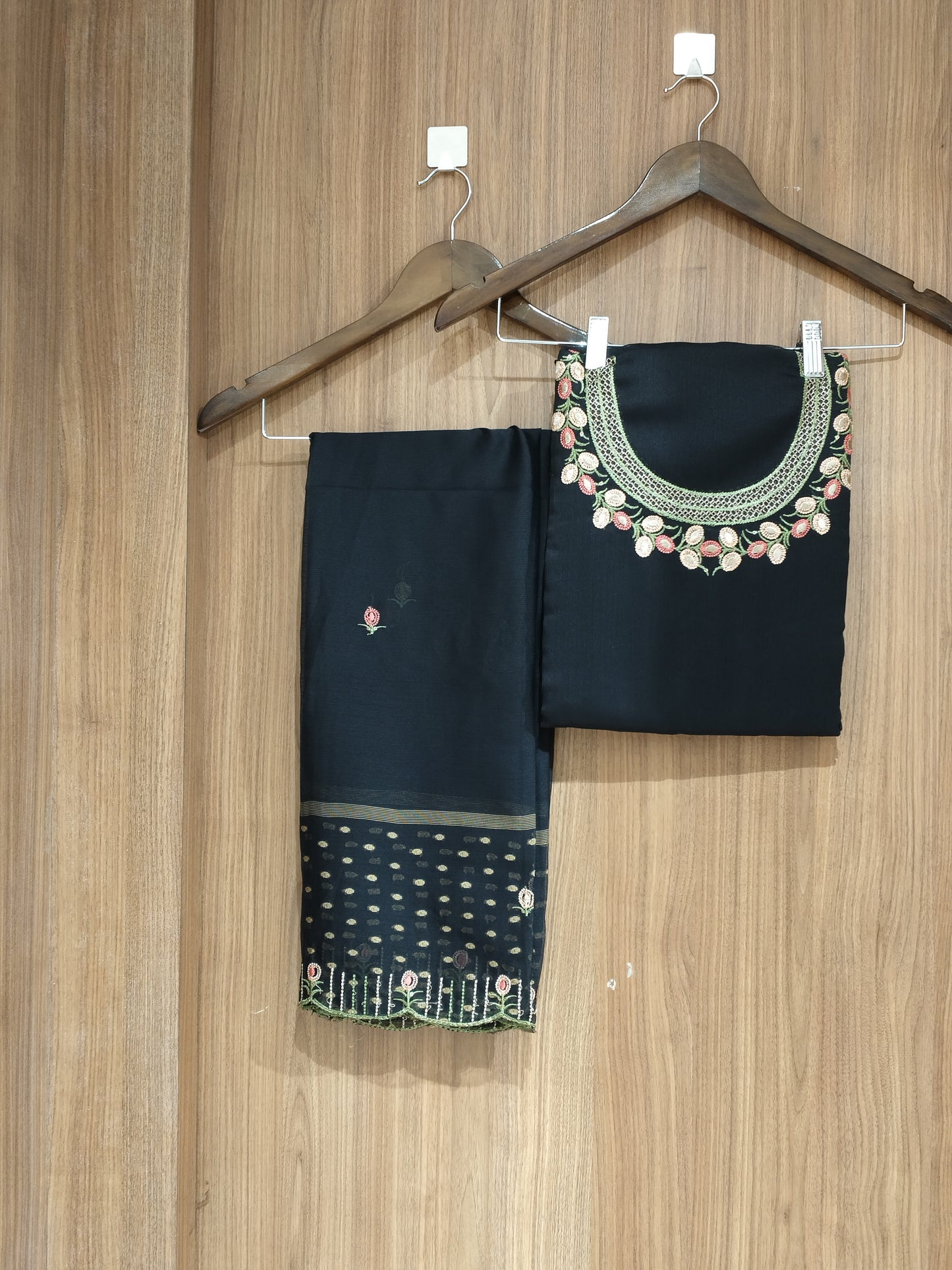 OFFER SALES UNSTITCHED SALWAR - IHA 27520