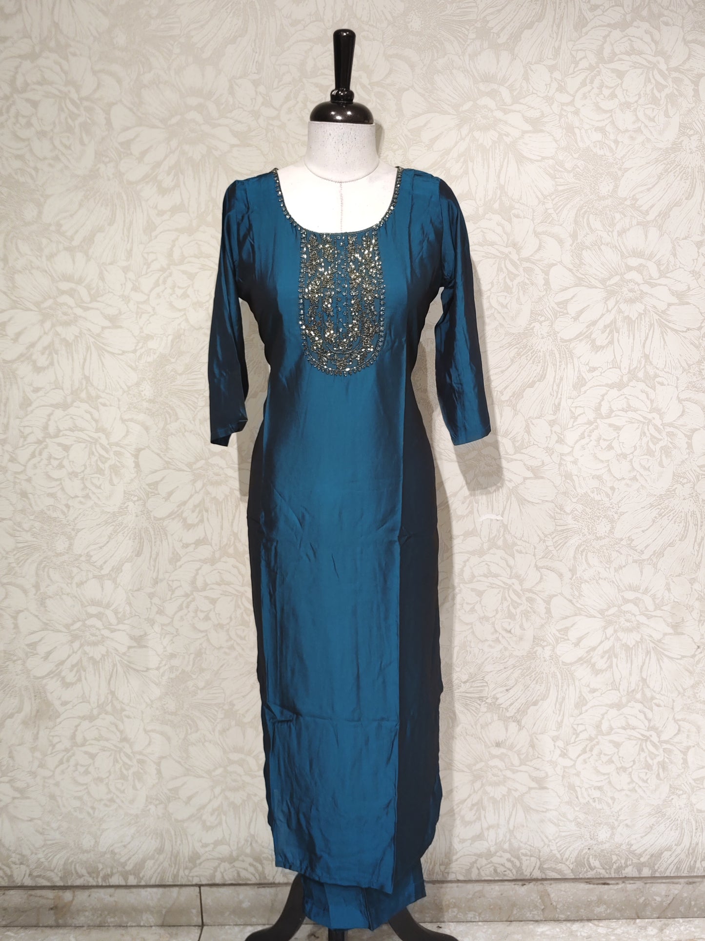 OFFER SALES TOP AND BOTTOM - IHA 27524