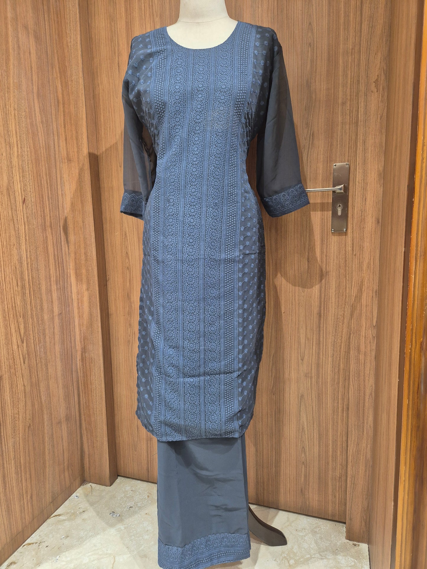 OFFER SALES TOP AND BOTTOM - IHA 26703