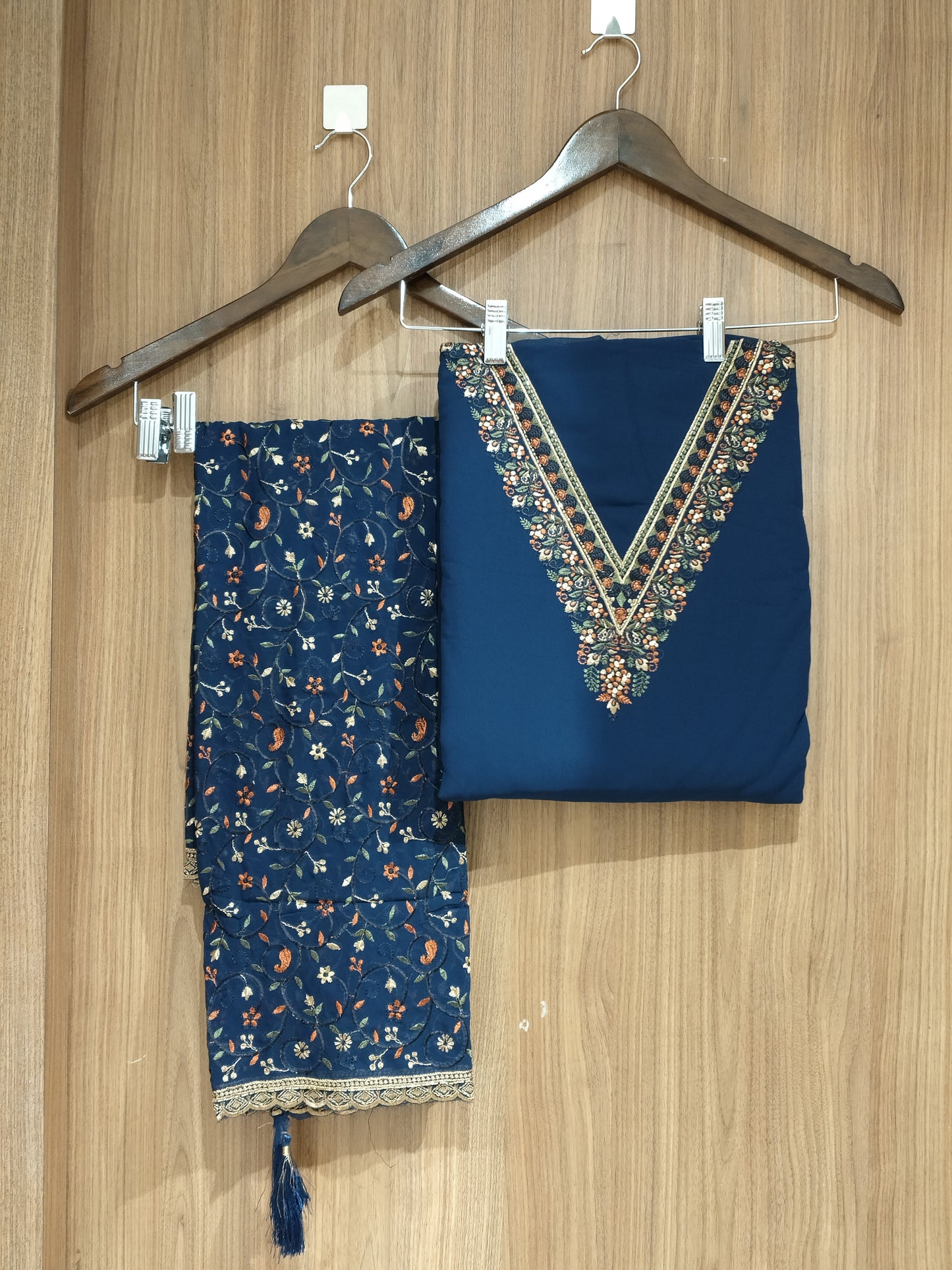 OFFER SALES UNSTITCHED SALWAR - IHA 27520