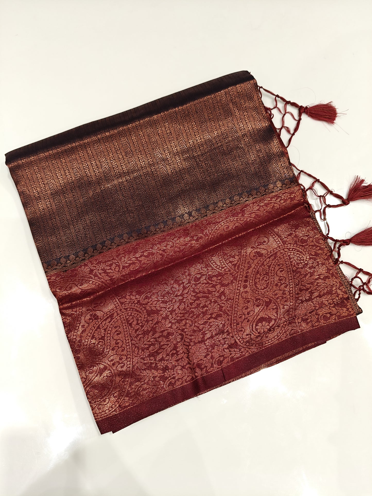 OFFER SALES SAREES - IHA 27253
