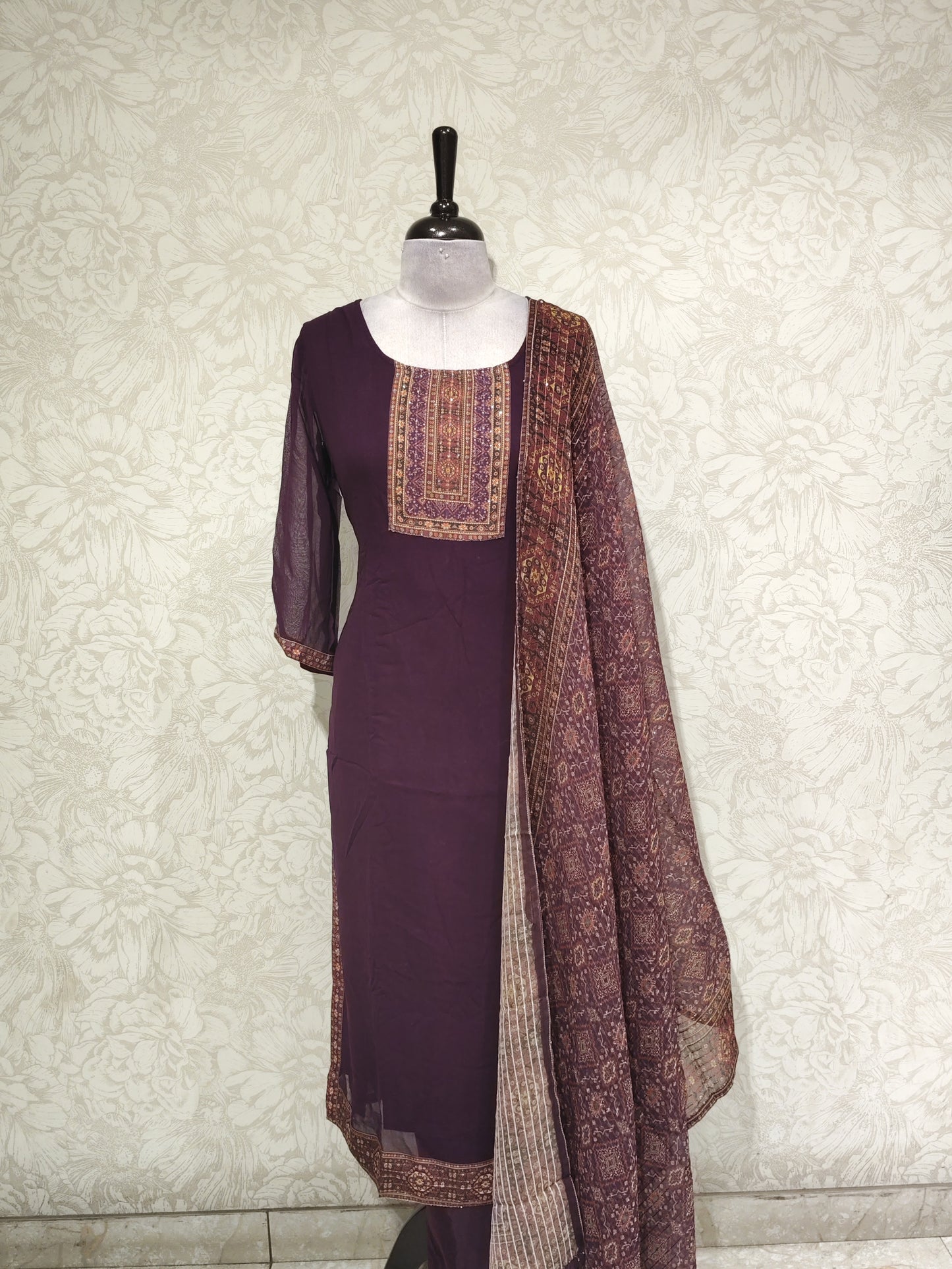 OFFER SALES TOP AND BOTTOM - IHA 27524