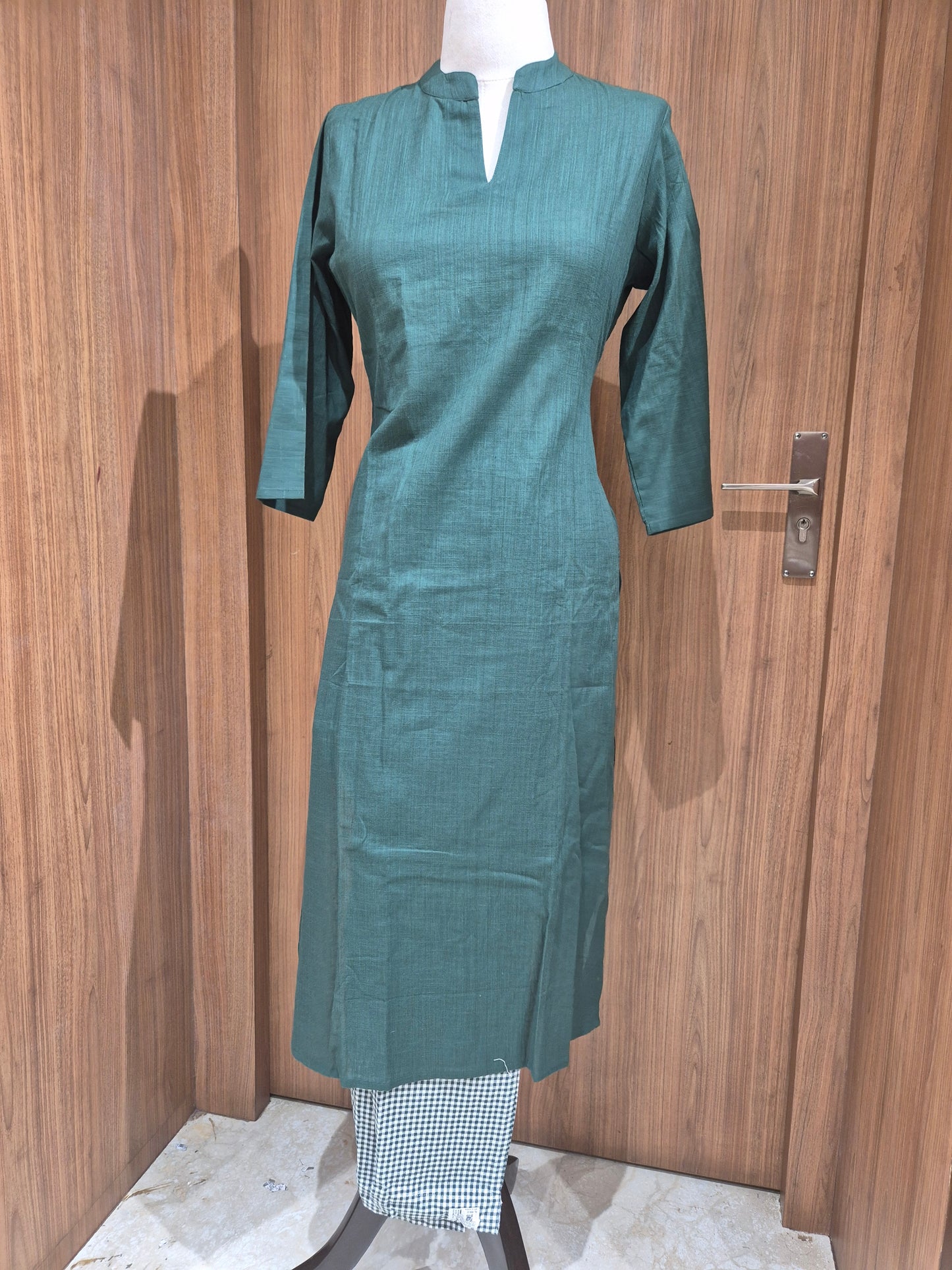OFFER SALES TOP AND BOTTOM - IHA 26703