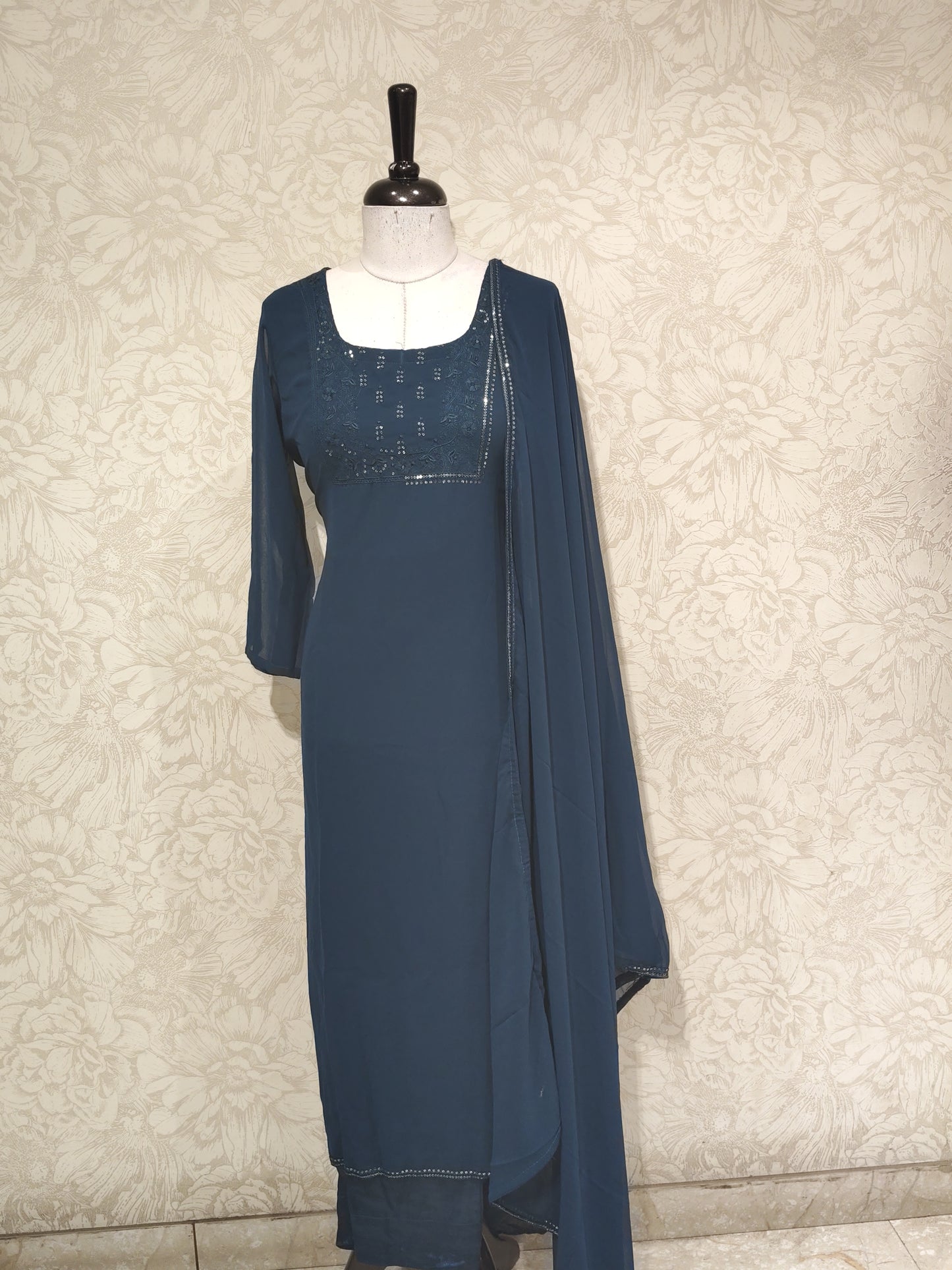 OFFER SALES TOP AND BOTTOM - IHA 27533