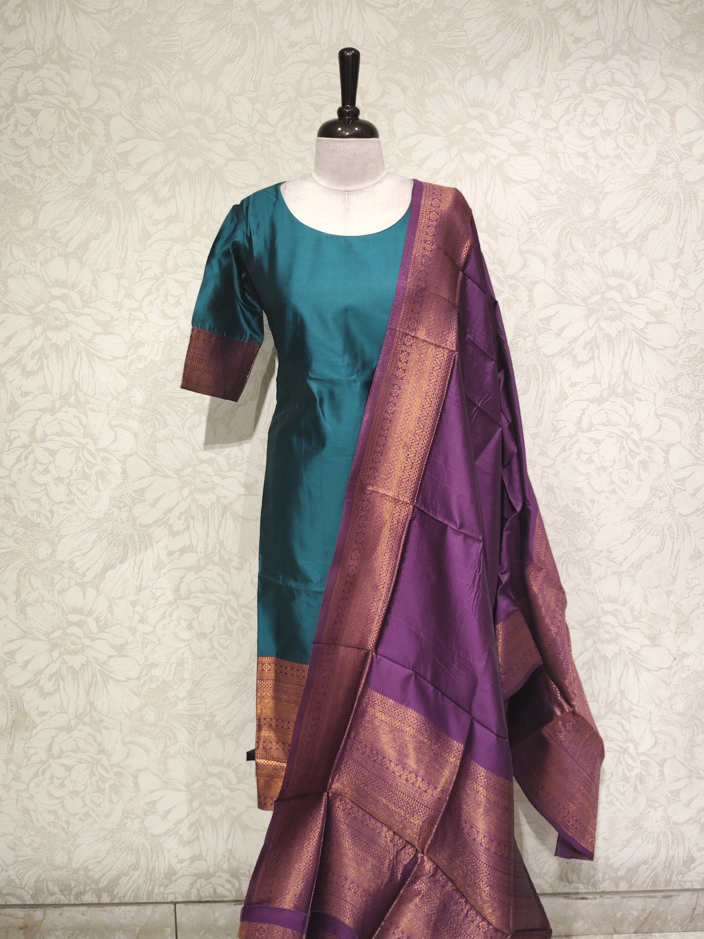 OFFER SALES TOPS COLLECTIONS - IHA 27179