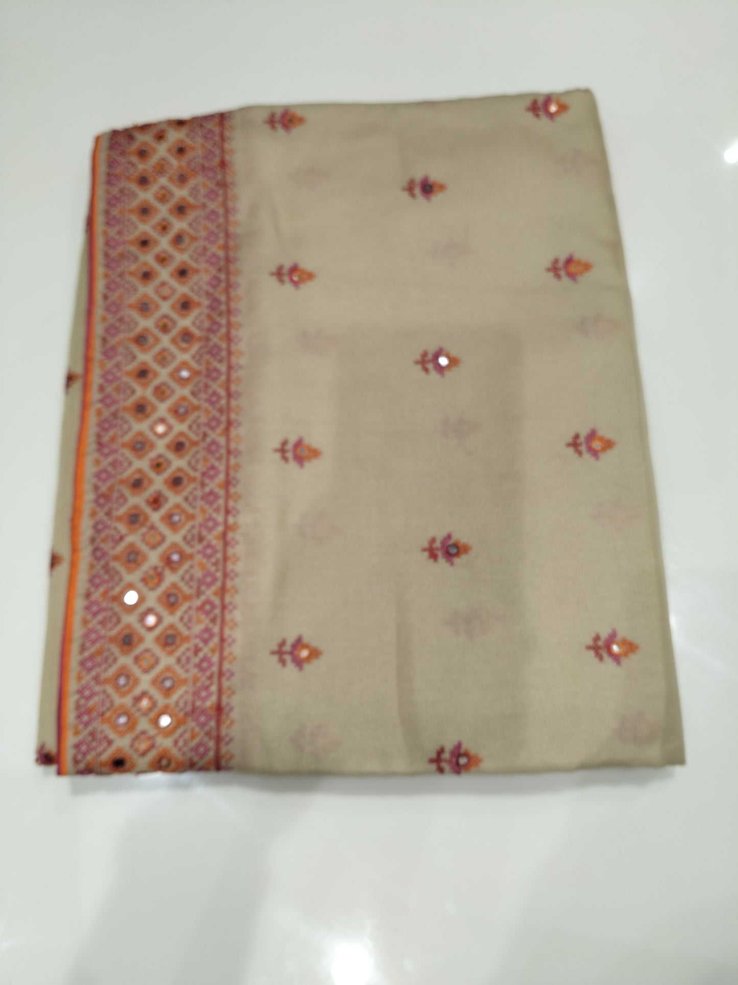OFFER SALES SAREES - IHA 27342