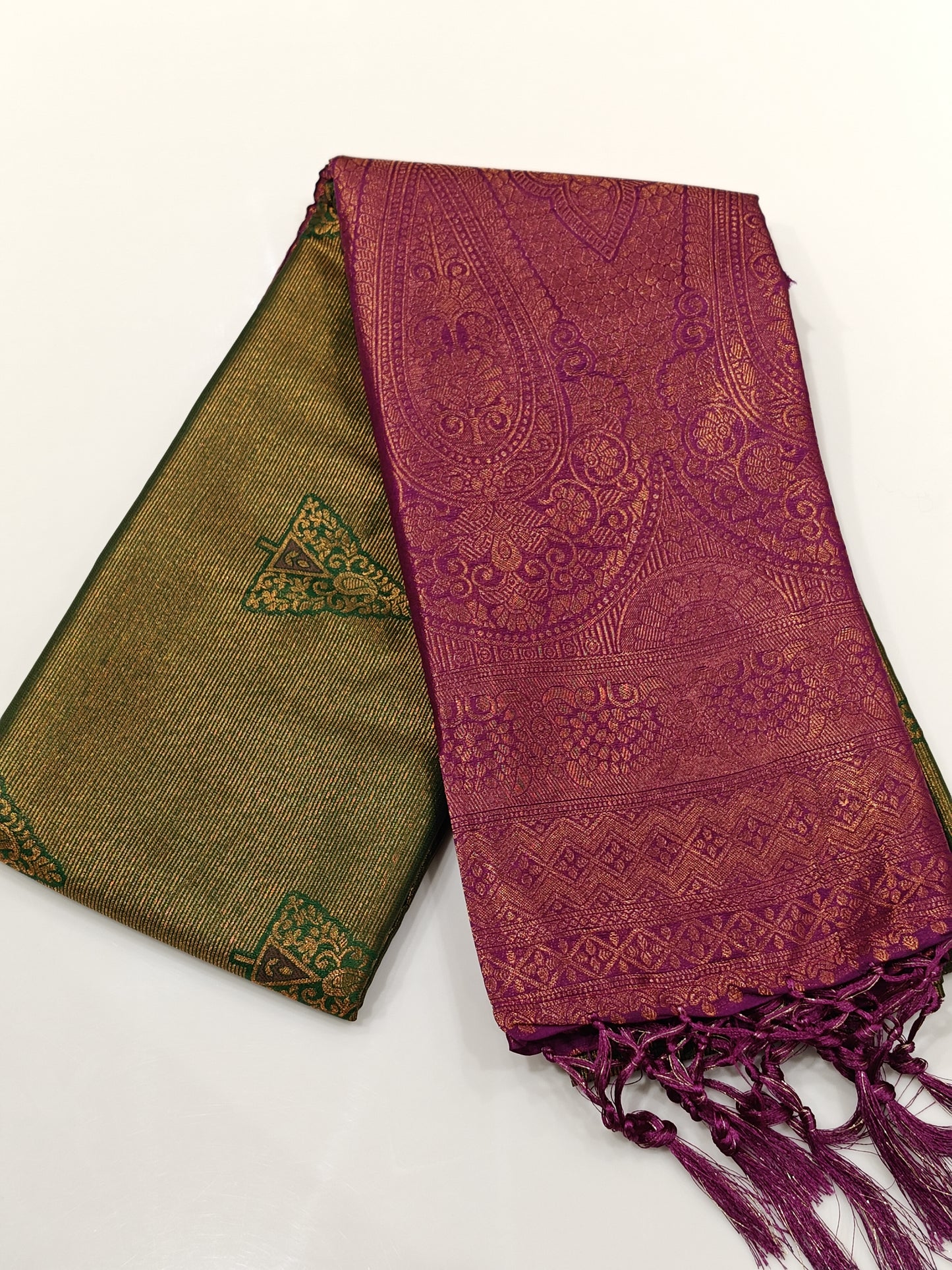 OFFER SALES SAREES - IHA 27529