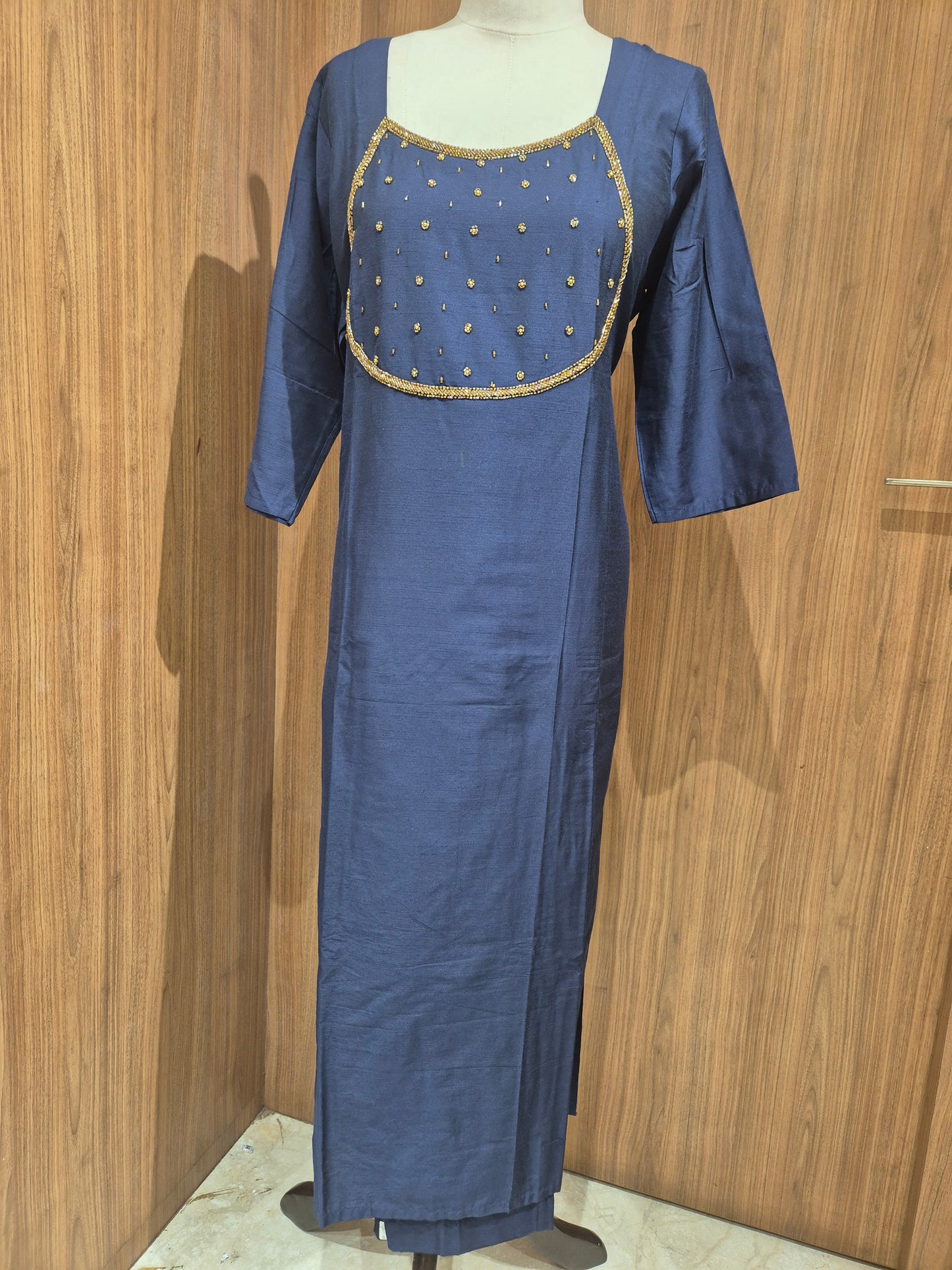 OFFER SALES TOP AND BOTTOM - IHA 26703