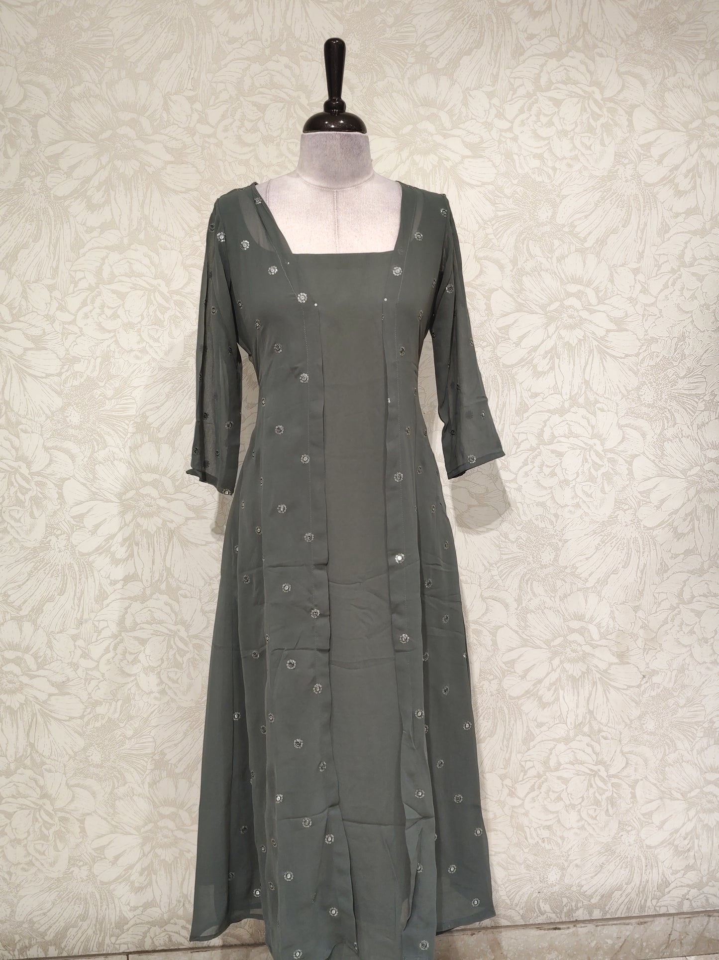 OFFER SALES TOPS COLLECTIONS - IHA 27179