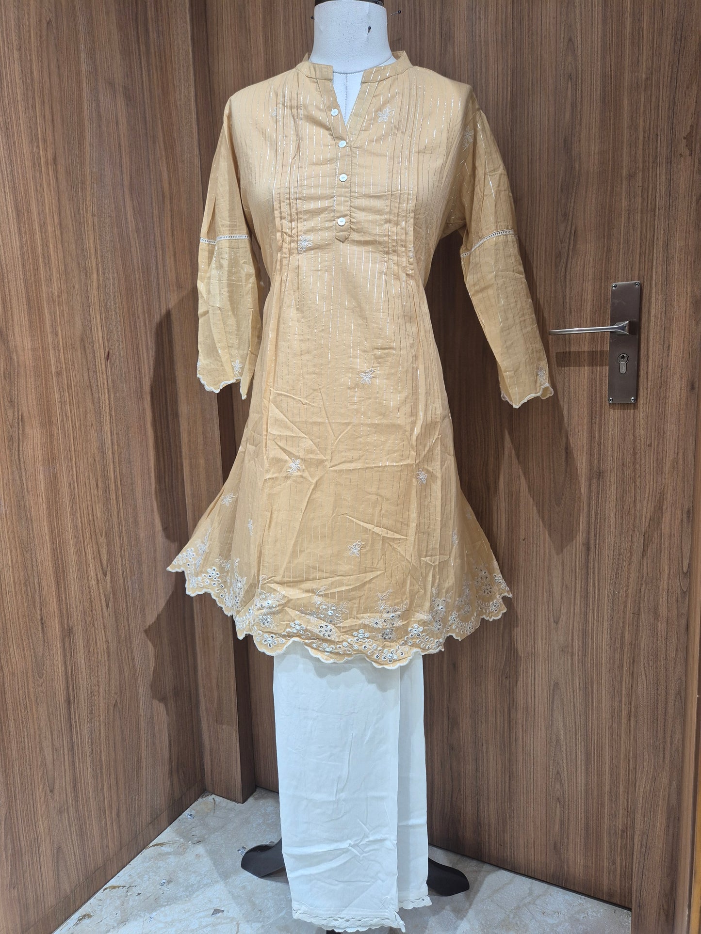 OFFER SALES TOP AND BOTTOM - IHA 26703