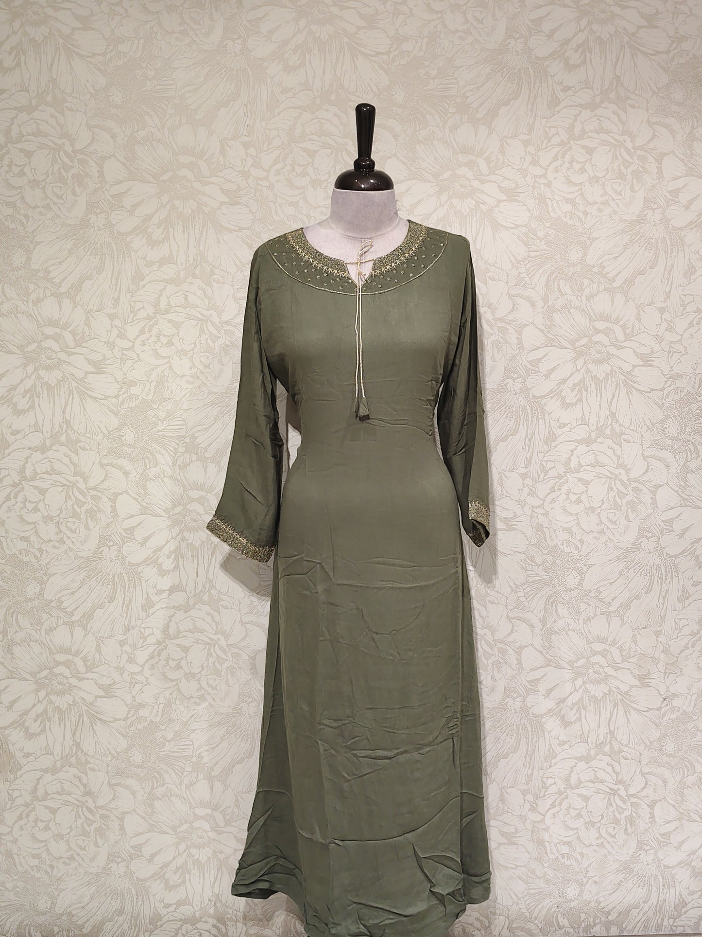 OFFER SALES TOPS COLLECTIONS - IHA 27593