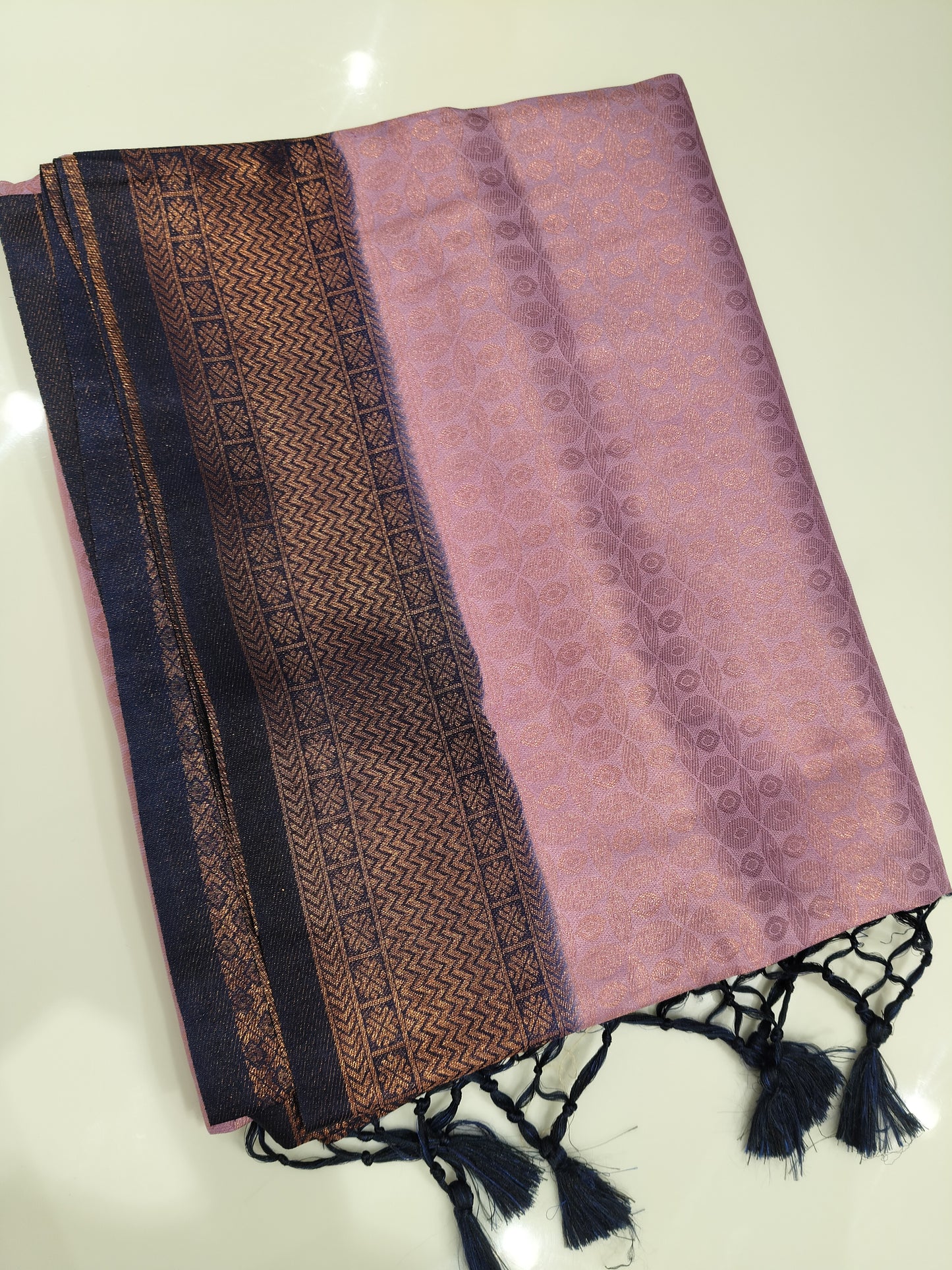 OFFER SALES SAREES - IHA 27316