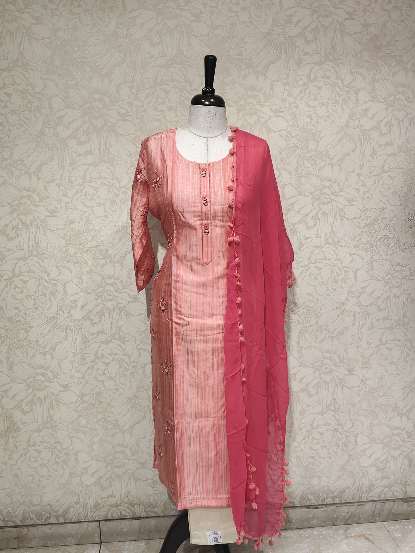OFFER SALES TOP AND BOTTOM - IHA 27533