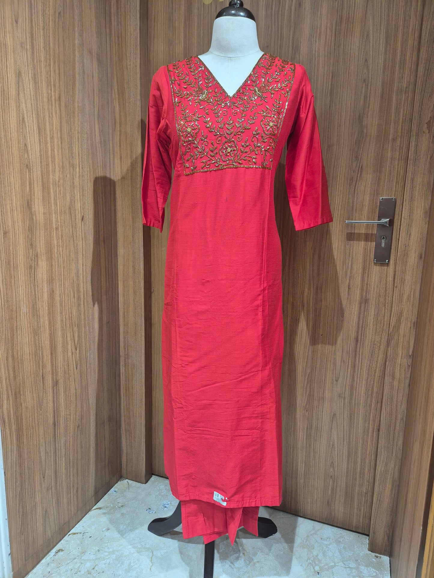 OFFER SALES TOP AND BOTTOM - IHA 26703