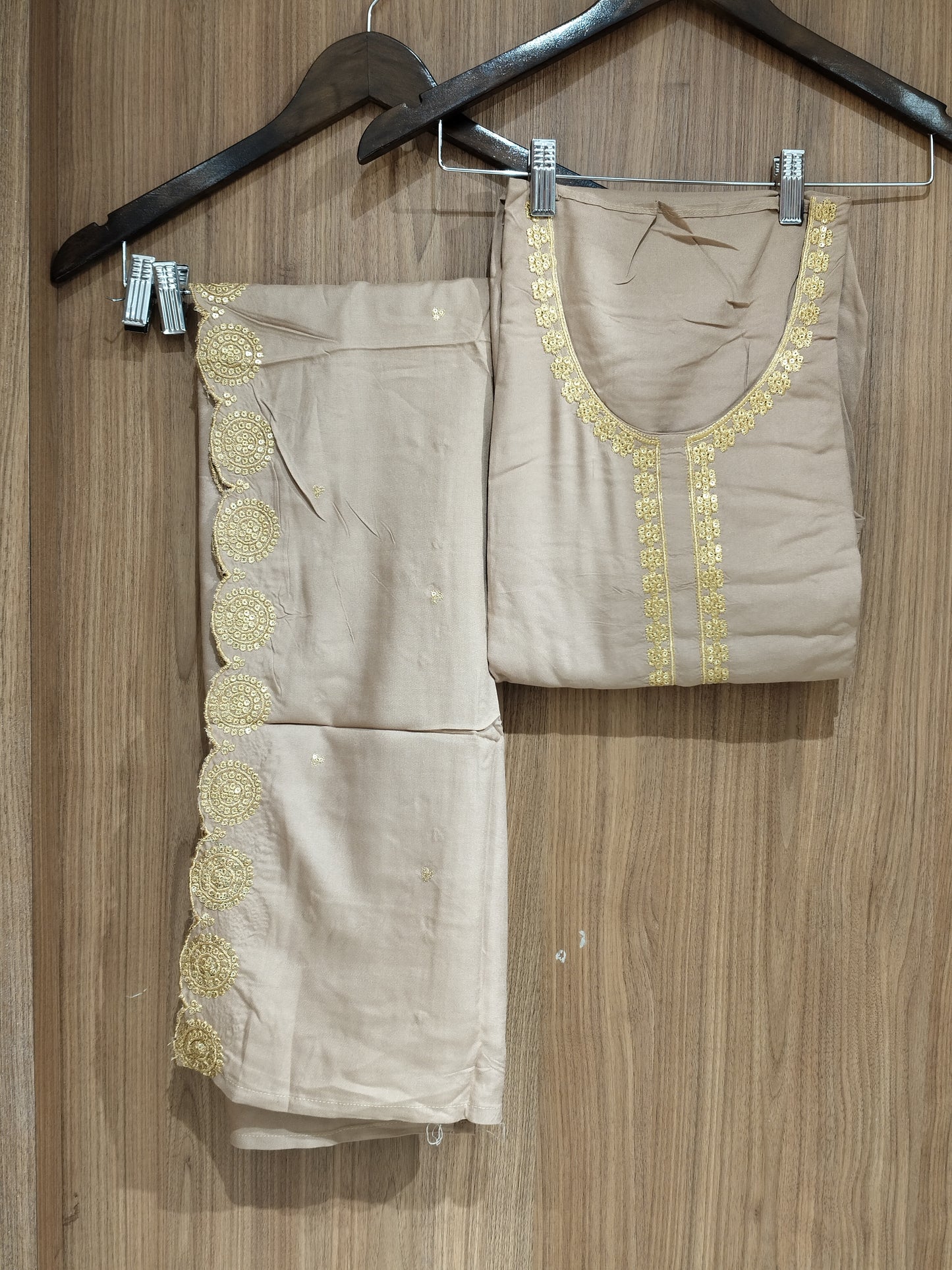 OFFER SALES UNSTITCHED SALWAR - IHA 27515