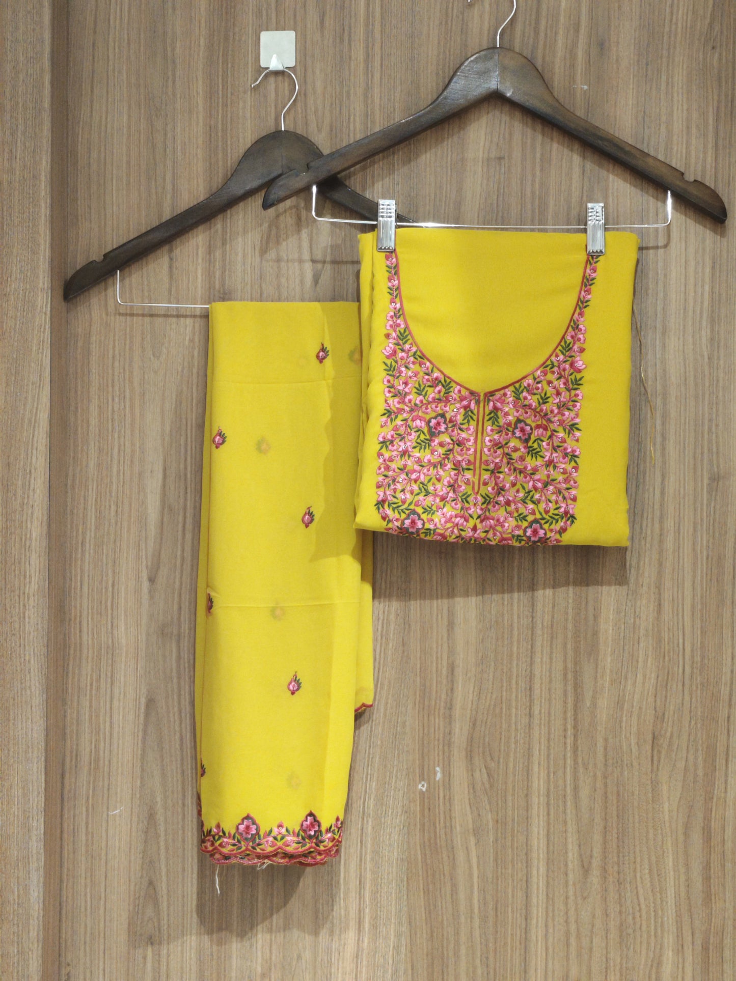 OFFER SALES UNSTITCHED SALWAR SUITS - IHA 27310