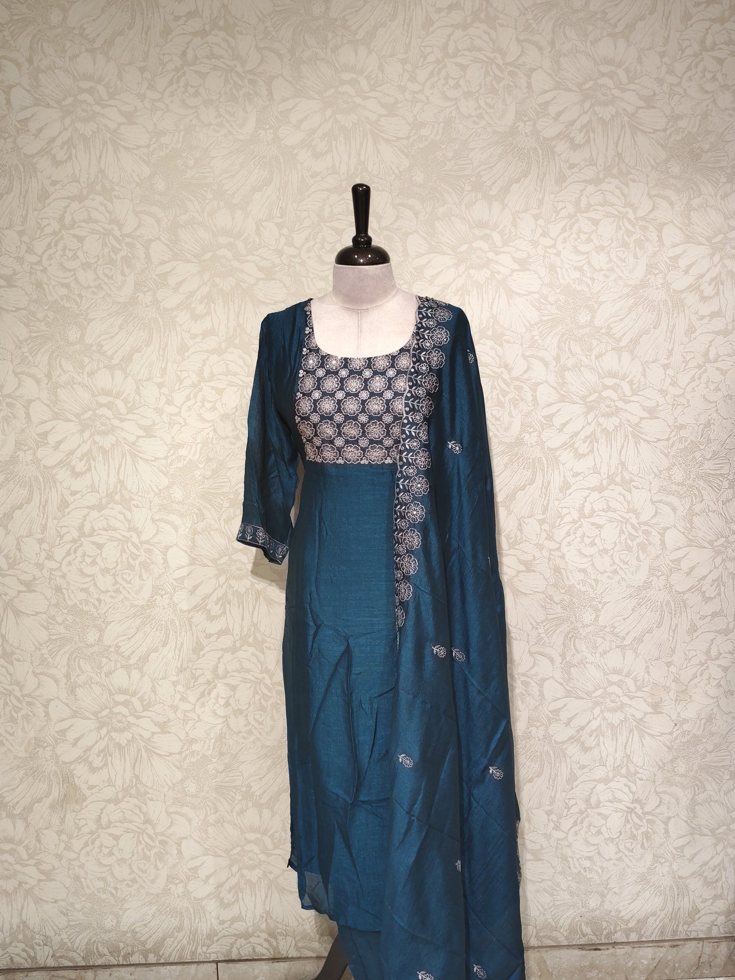 OFFER SALES TOP AND BOTTOM - IHA 27508