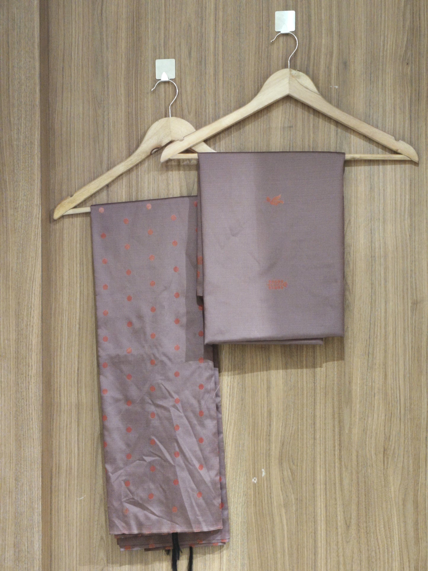 OFFER SALES UNSTITCHED SALWAR SUITS - IHA 27310