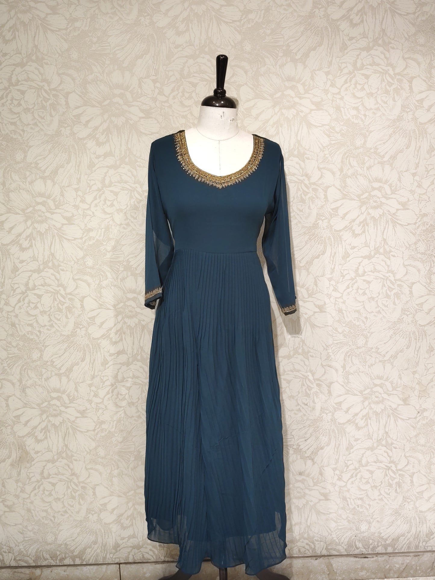 OFFER SALES TOPS COLLECTIONS - IHA 27103