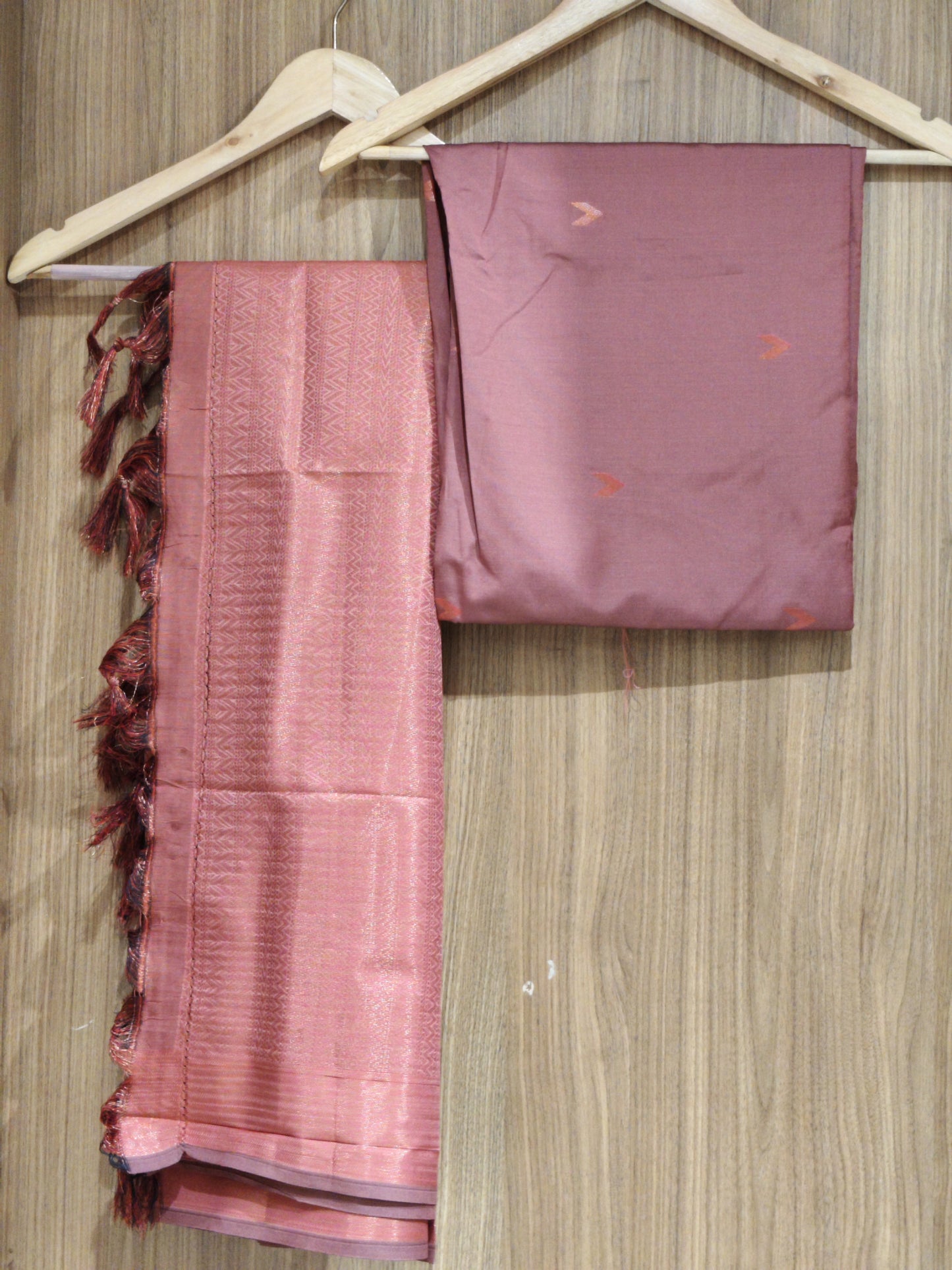 OFFER SALES UNSTITCHED SALWAR SUITS - IHA 27443