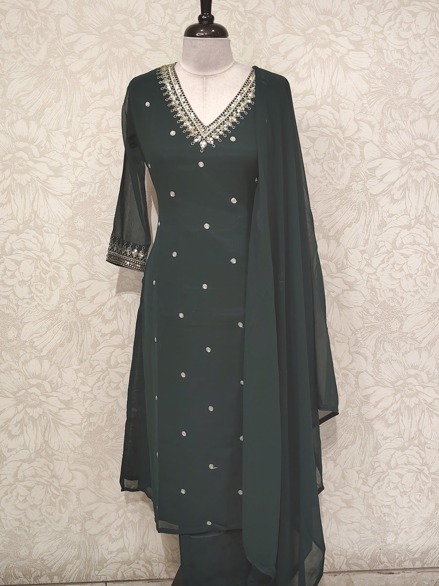OFFER SALES TOP AND BOTTOM COLLECTIONS - IHA 27407