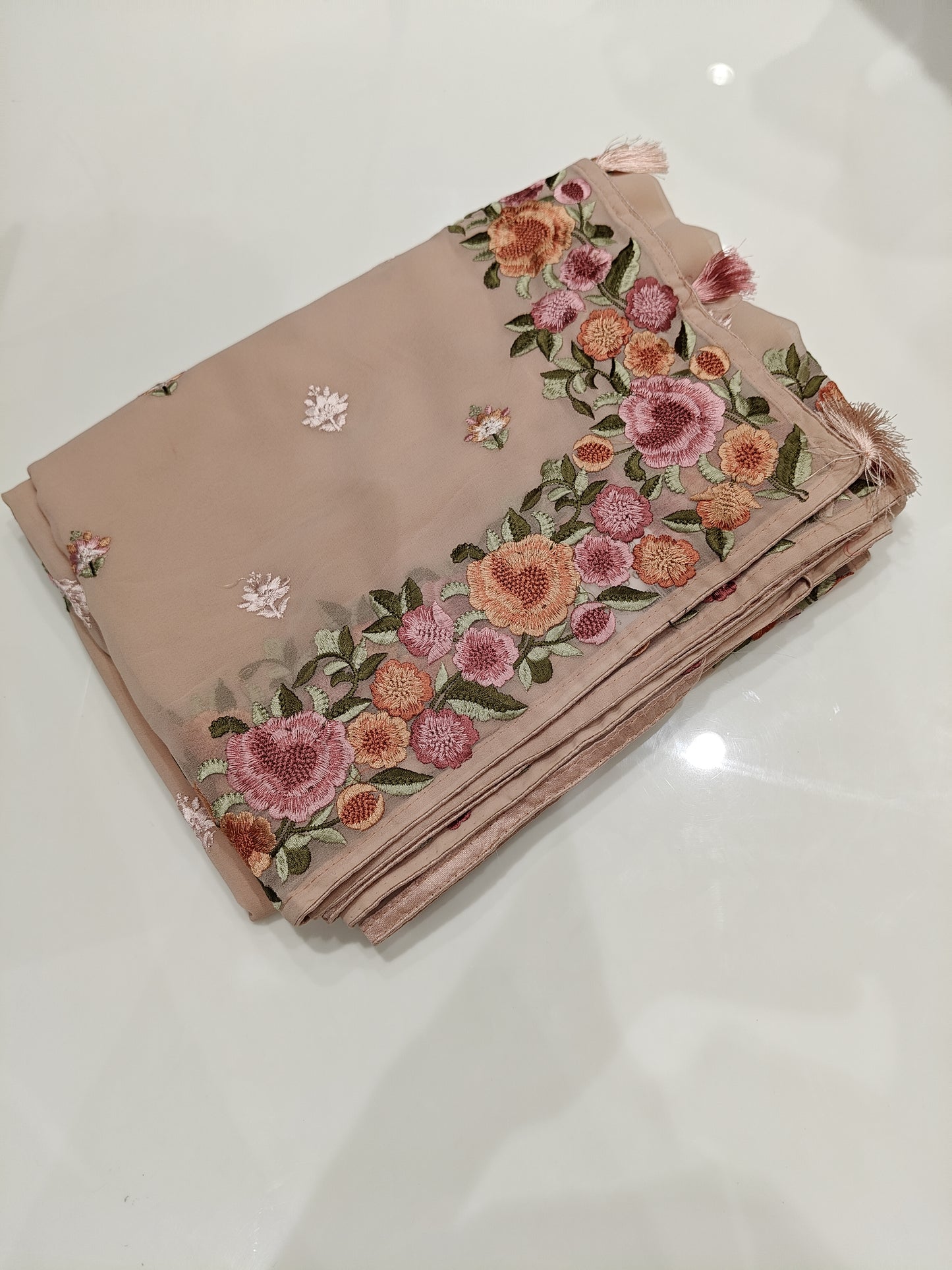 OFFER SALES SAREES - IHA 27224