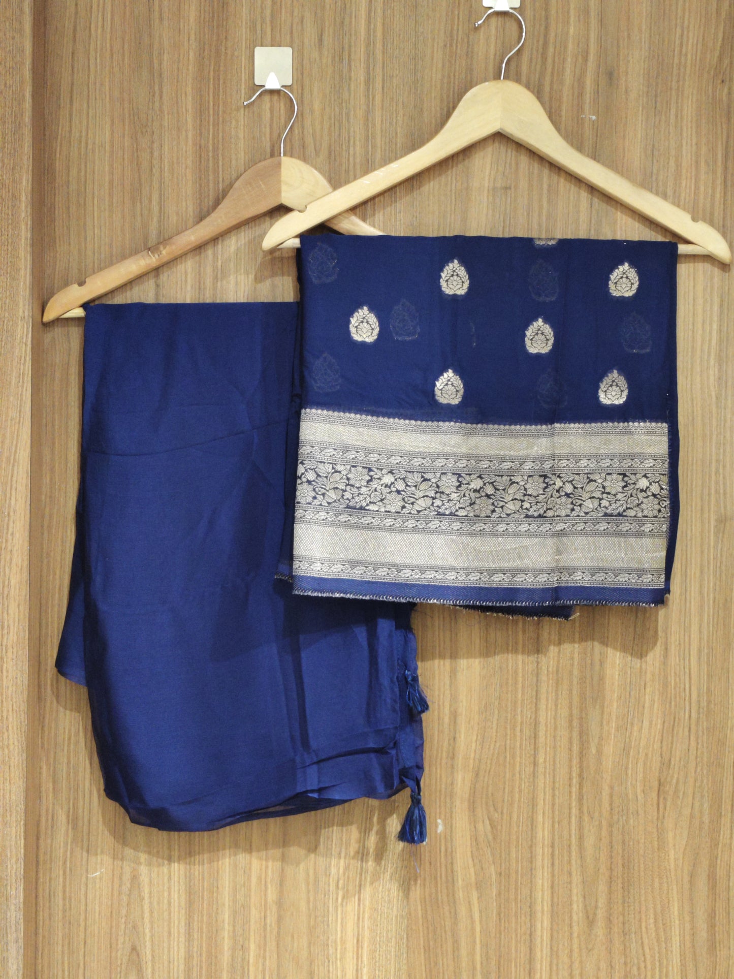 OFFER SALES UNSTITCHED SALWAR - IHA 27184